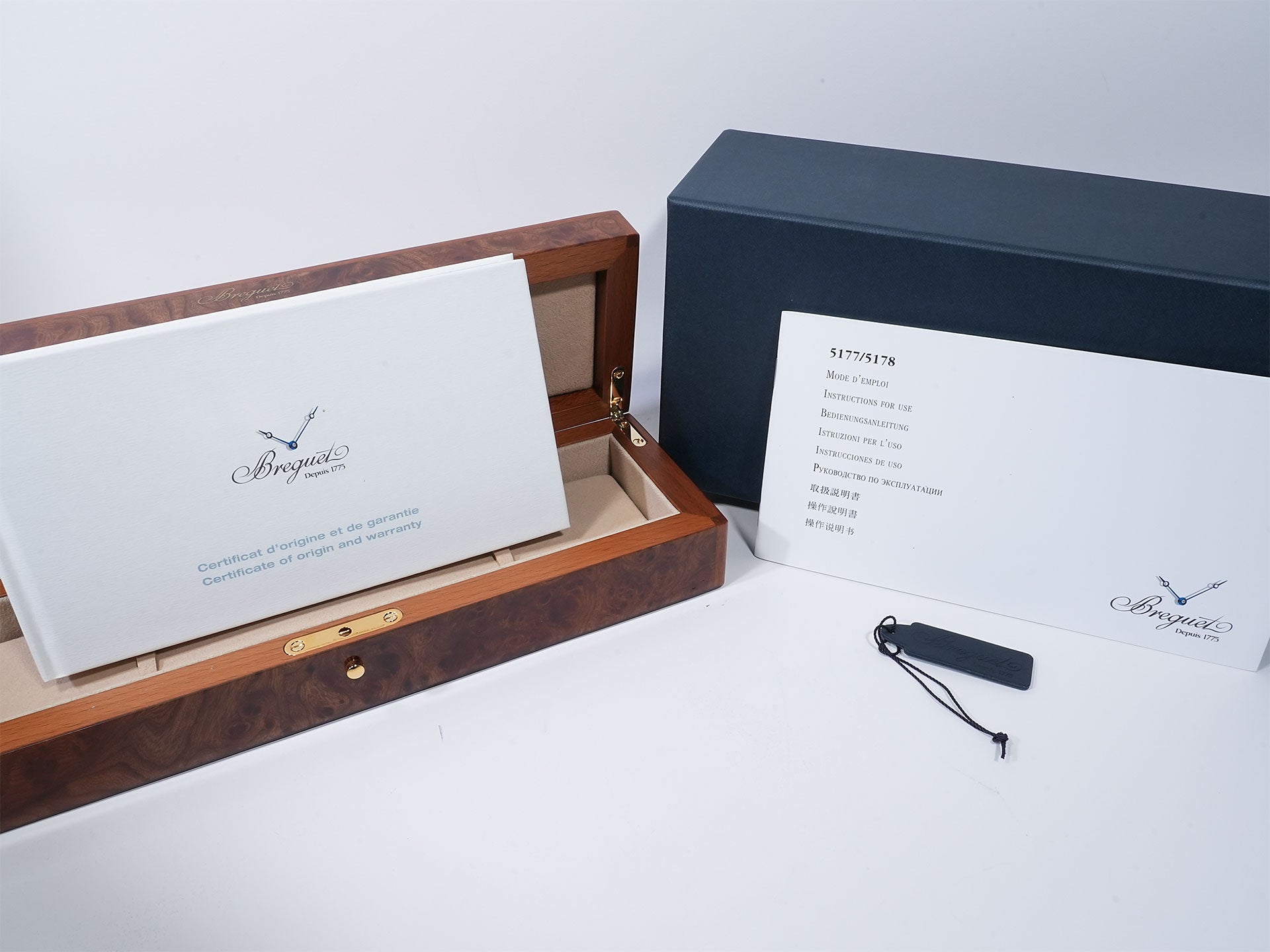 Breguet Classique Ref.5177BB/15/9V6 White Gold Silver/Guilloché Dial Excellent Used Condition u98v3mmr