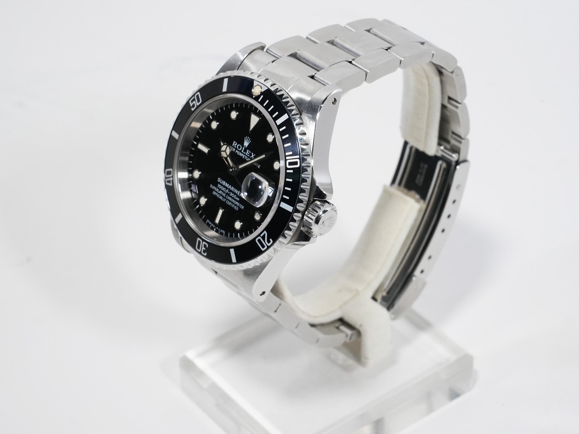 Rolex Submariner Date Ref. 16610 Stainless Steel Black Dial Used ix274fpa