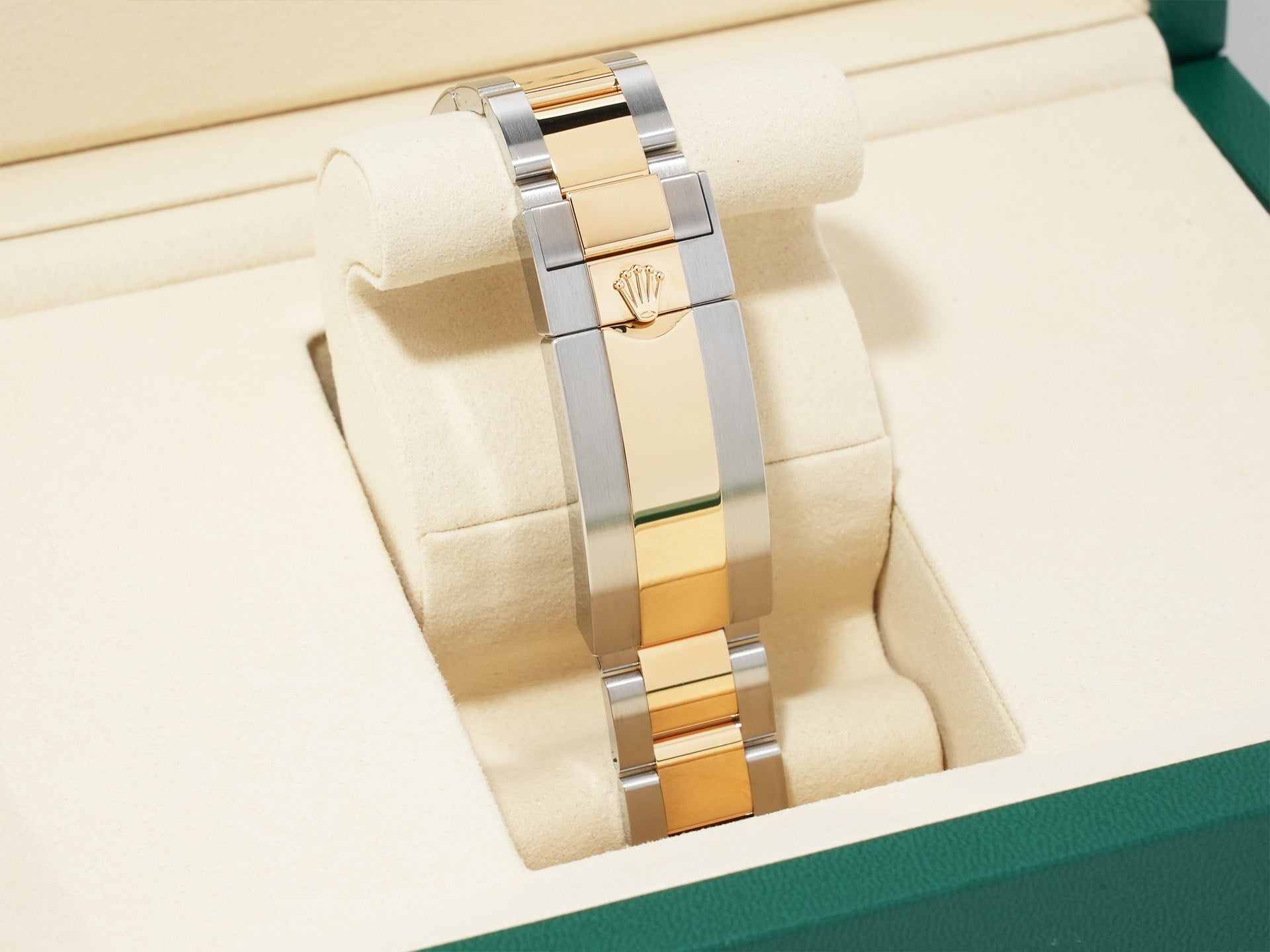 ROLEX Submariner Date Ref. 126613LN Stainless Steel/Yellow Gold Black Dial Unused n3afdhhz