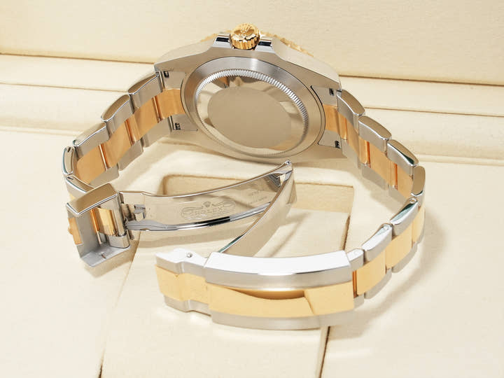 ROLEX Submariner Date Ref. 126613LN Stainless Steel/Yellow Gold Black Dial Unused n3afdhhz