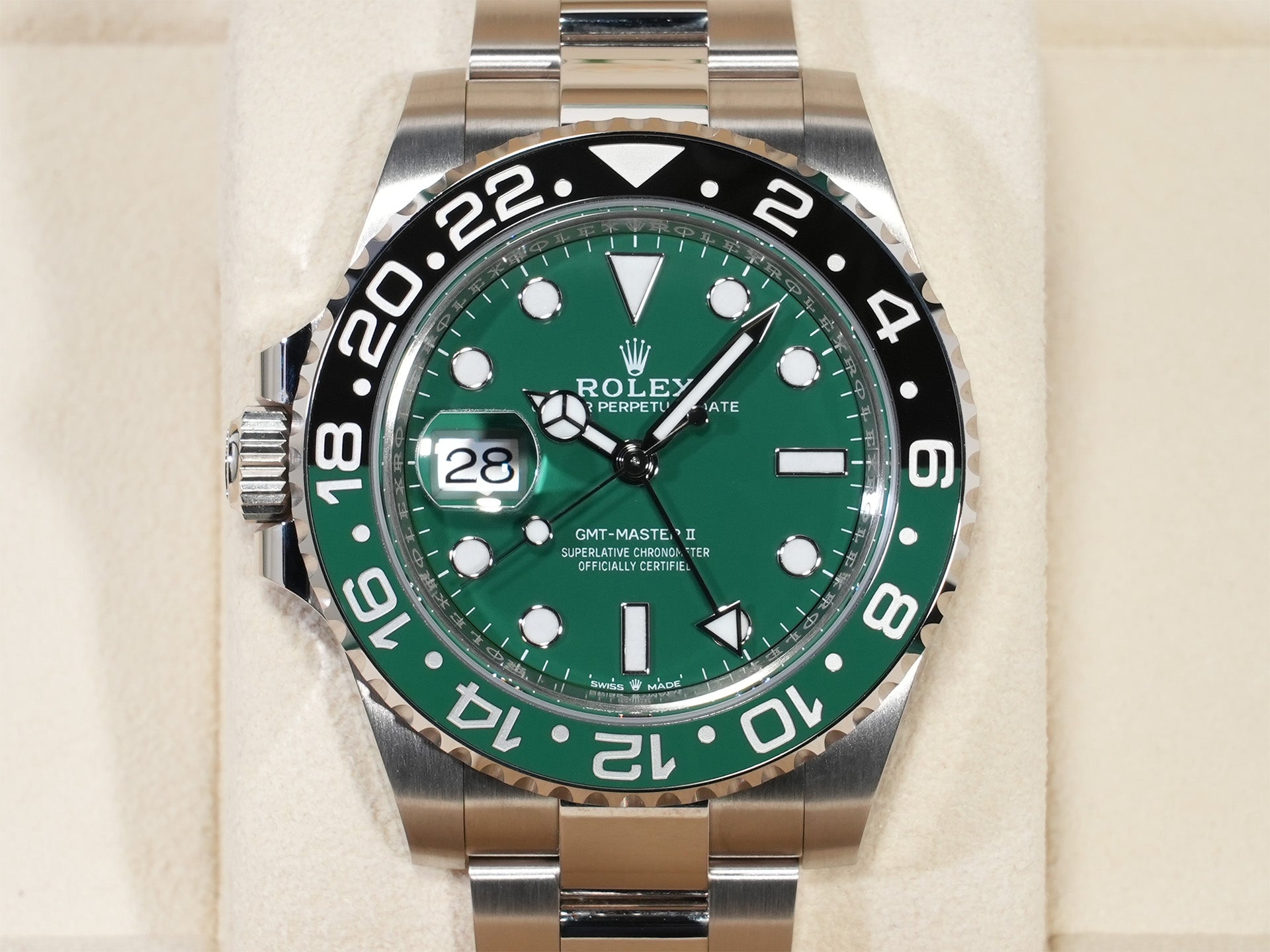 ロレックス GMTマスターII Ref.126729VTNR 18Kホワイトゴールド グリーンセラミック文字盤 未使用 fwjotxzi