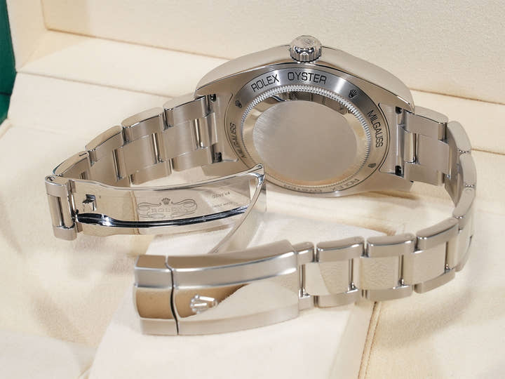 ロレックス ミルガウス Ref.116400GV ステンレススチール Zブルー文字盤 極美品 gfmh38vj