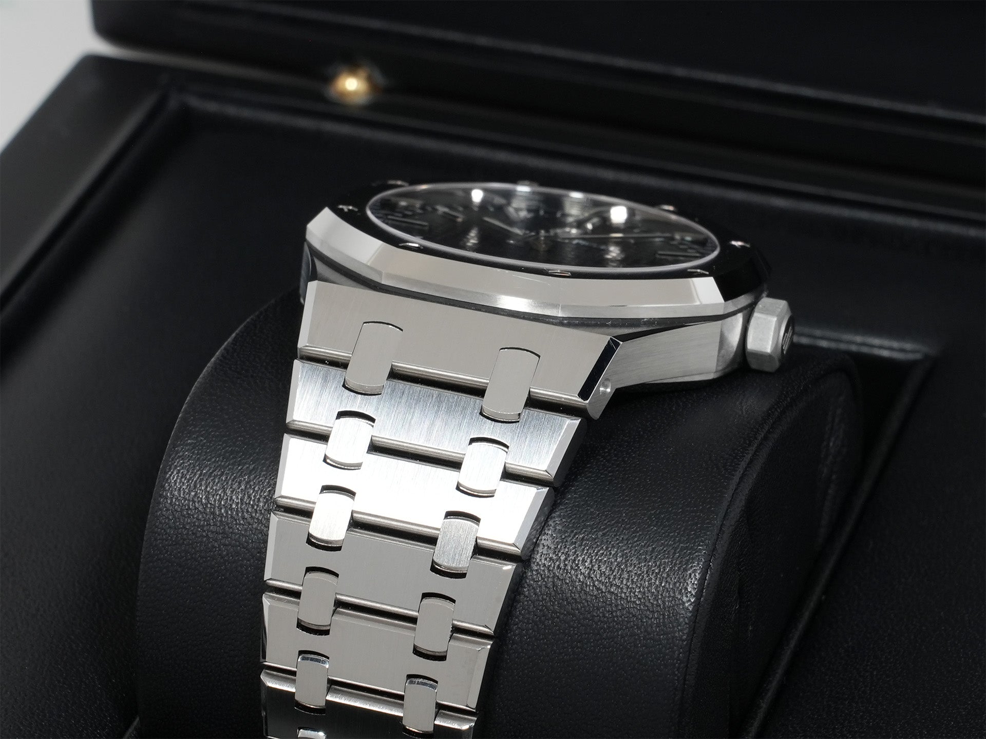 オーデマピゲ ロイヤルオーク Ref.15500ST.OO.1220ST.03 ステンレススチール ブラック文字盤 美中古 du853e8a