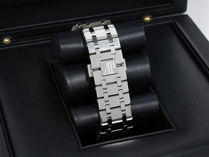 オーデマピゲ ロイヤルオーク Ref.15500ST.OO.1220ST.03 ステンレススチール ブラック文字盤 美中古 du853e8a