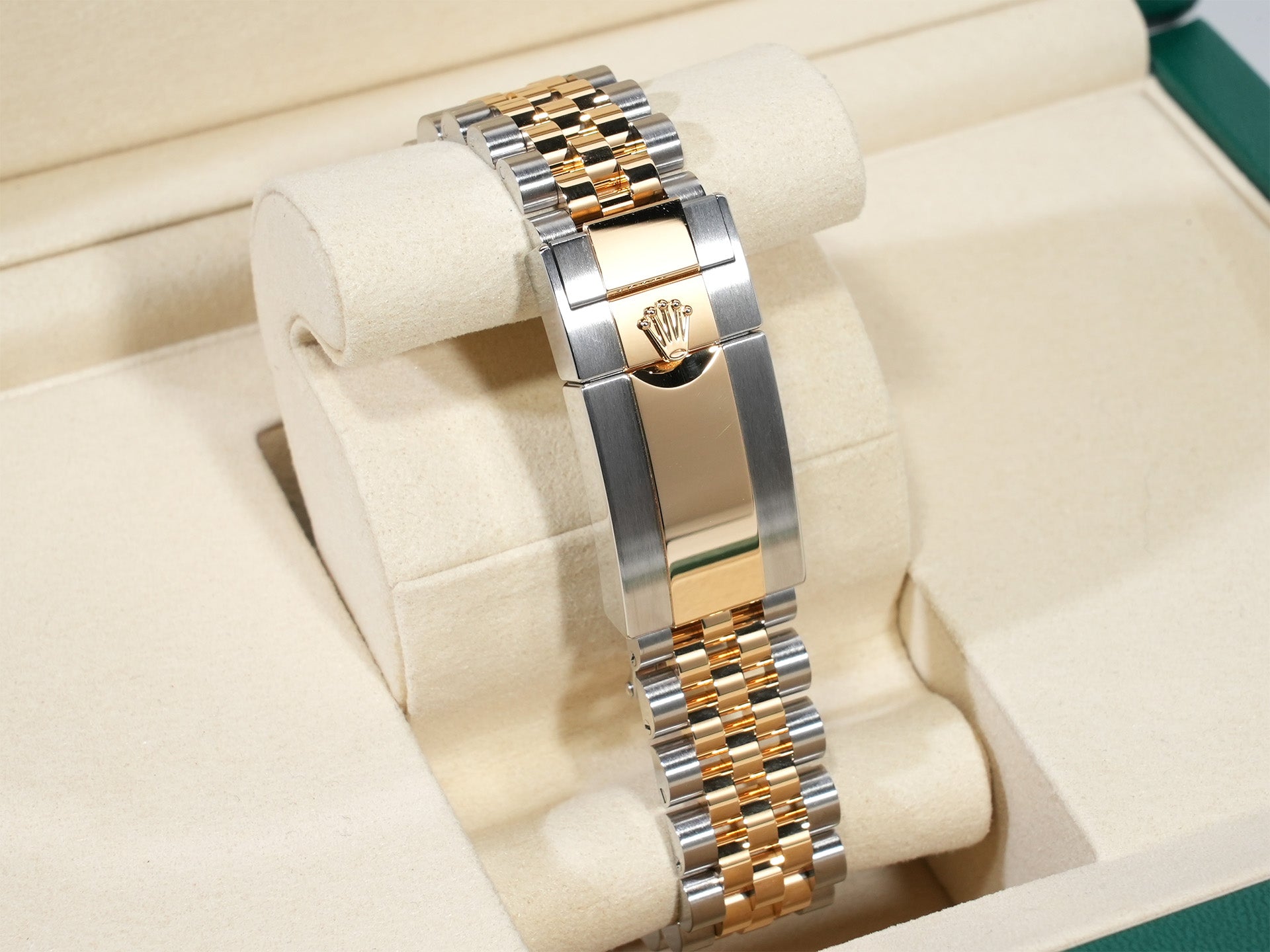ROLEX GMT-Master II Ref.126713GRNR Stainless Steel/Yellow Gold Black Dial Jubilee Bracelet Mint Condition 4ntht459