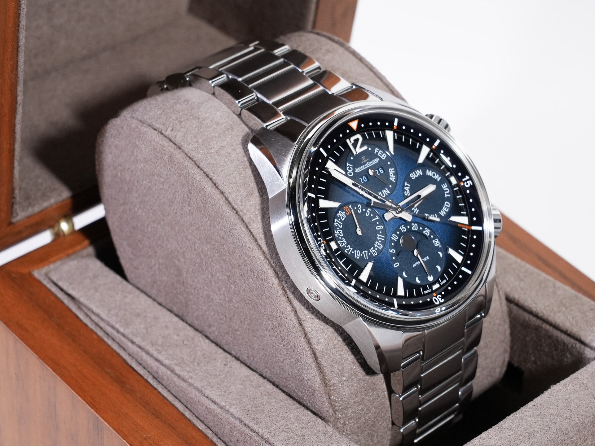 Jaeger-LeCoultre Polaris Perpetual Calendar Ref. Q9088180 Stainless Steel Blue Lacquer Dial A-Grade Used 2mbm2fdn