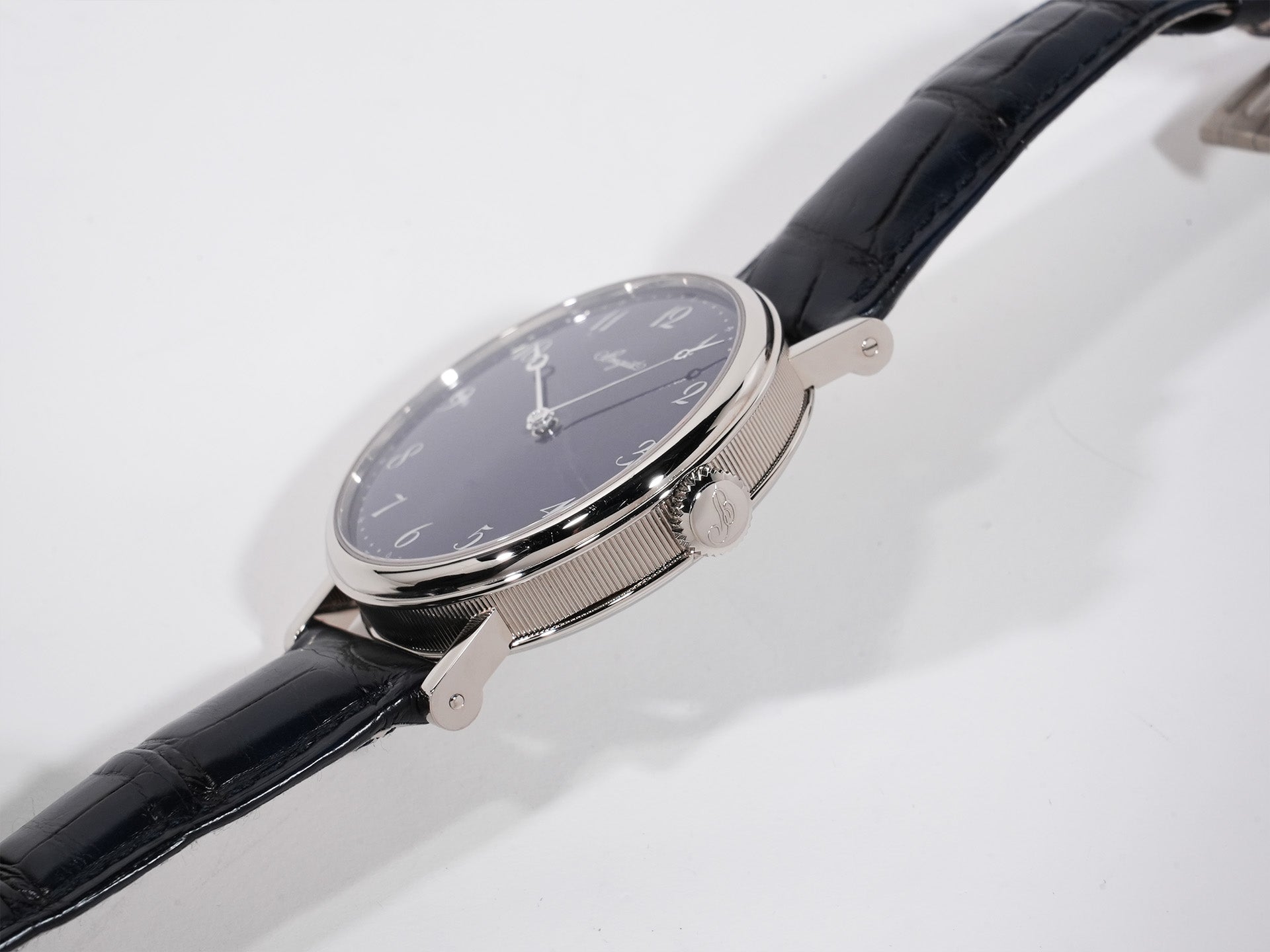 Breguet Classique Minute Repeater 7637 Ref. 7637BB/2Y/9ZU 18K White Gold Blue Grand Feu Enamel Dial Excellent Pre-owned ogthm9er