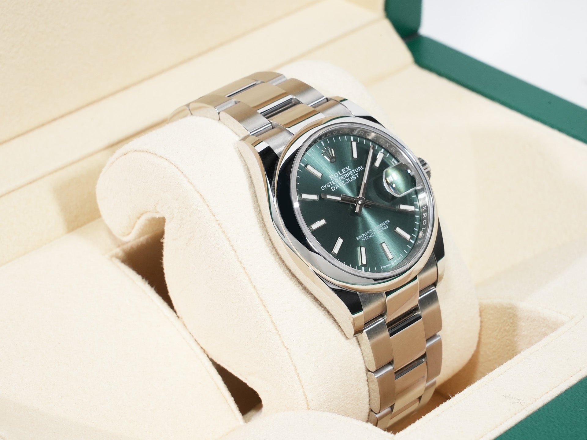 Rolex Datejust 36 Ref. 126200 Stainless Steel Mint Green Dial Oyster Bracelet Pre-Owned u7p57fxq