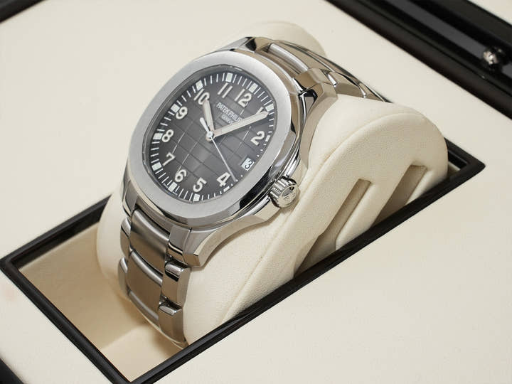 パテックフィリップ アクアノート エクストララージ Ref.5167/1A-001 ステンレススチール ブラック文字盤 中古 cyvcqv3g