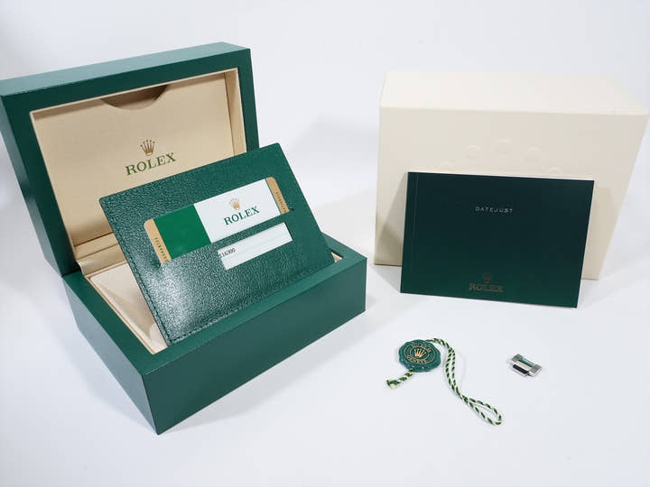 ロレックス デイトジャストII Ref.116300 ステンレススチール ブラック文字盤 オイスターブレスレット 美中古 jf8w3428