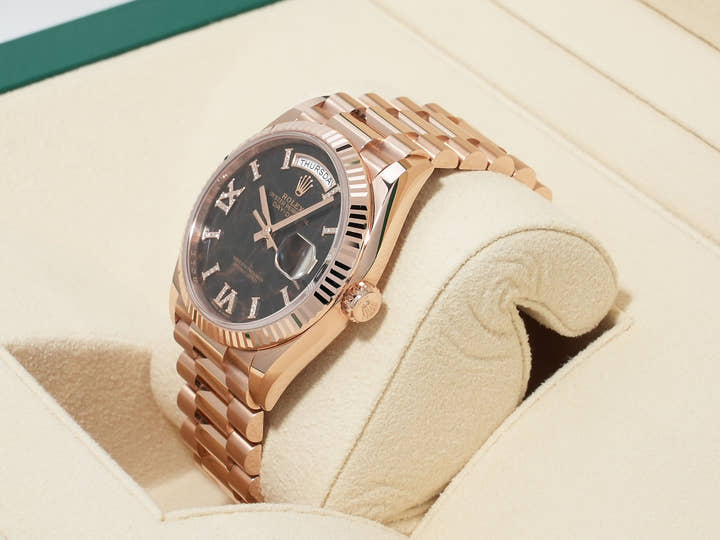 Rolex Day-Date 36 Ref. 128235 Everose Gold Eisenkiesel Dial Excellent Pre-owned krohhgku