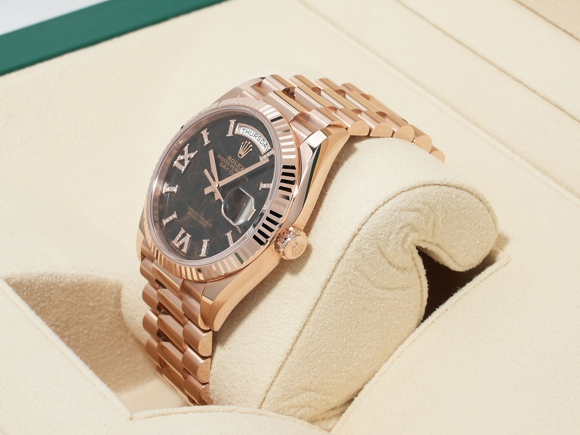 Rolex Day-Date 36 Ref. 128235 Everose Gold Eisenkiesel Dial Excellent Pre-owned krohhgku