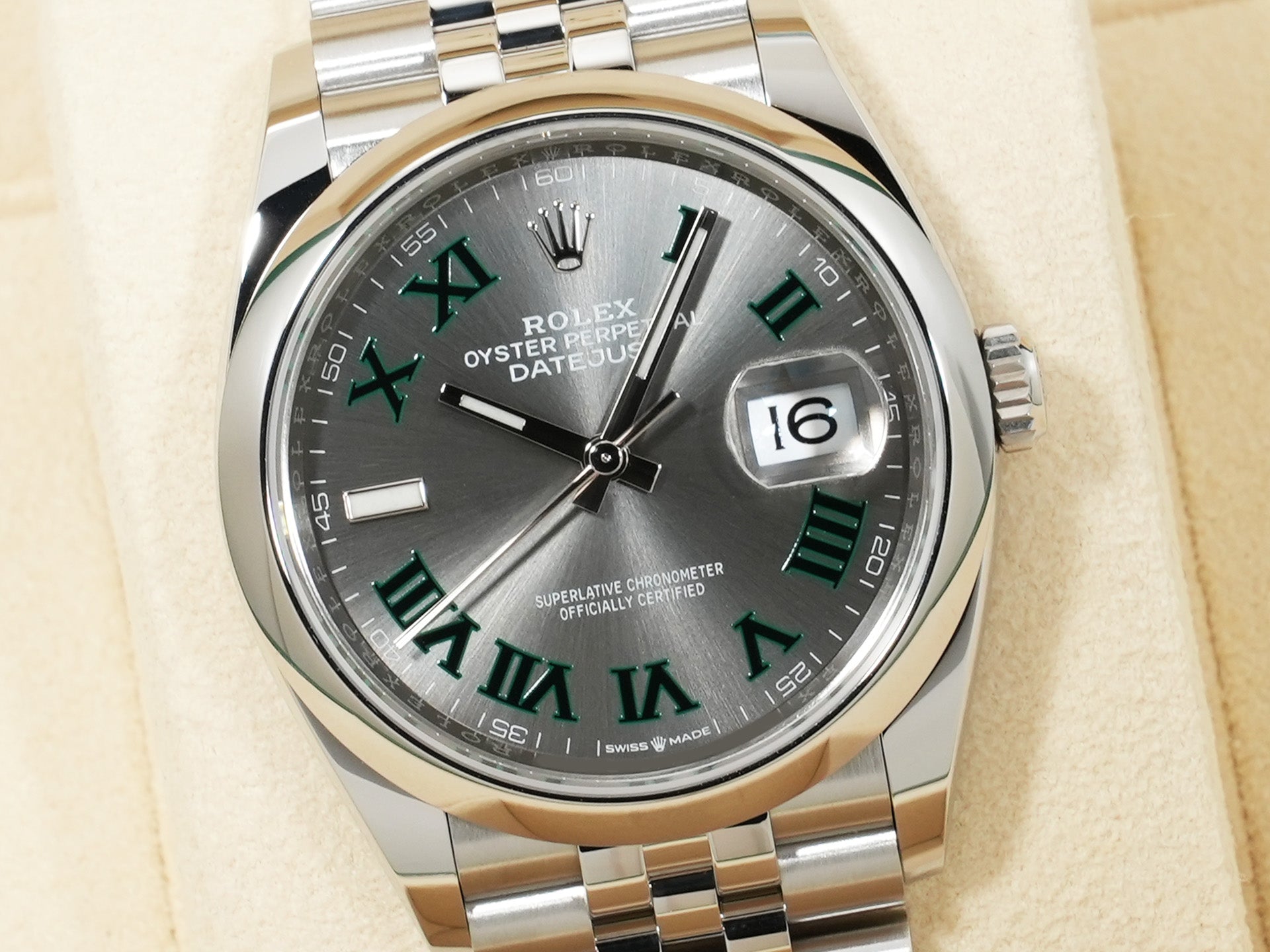 Rolex Datejust 36 Ref. 126200 Stainless Steel Slate Roman Dial Jubilee Bracelet Unused r858mzgj