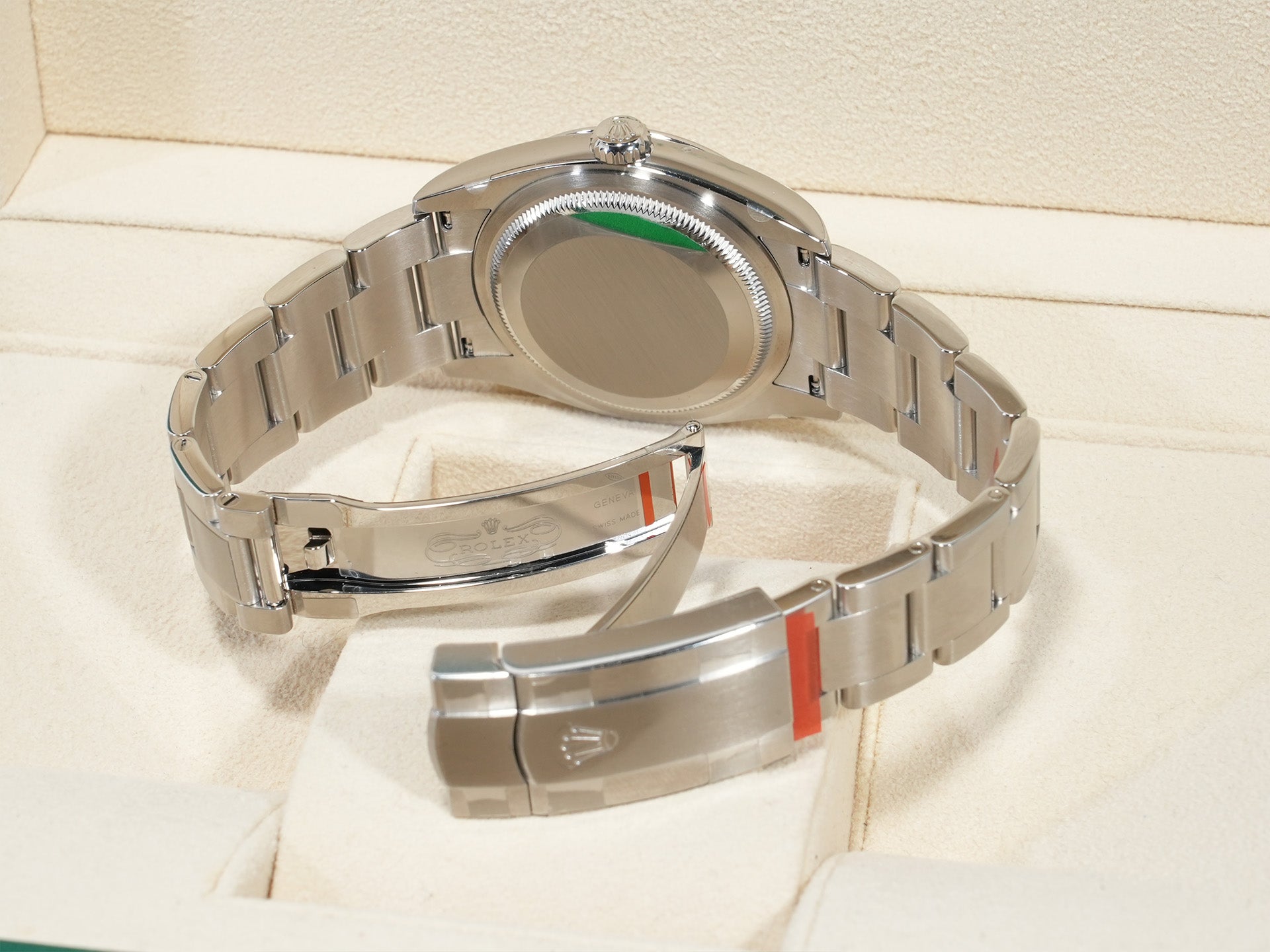 ロレックス オイスターパーペチュアル36 Ref.126000 ステンレススチール セレブレーションモチーフ文字盤 未使用 zm7qwfnf