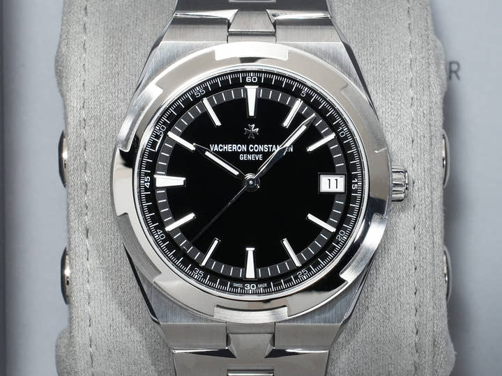 ヴァシュロンコンスタンタン オーヴァーシーズ オートマティック Ref.4520V/210A-B483 ステンレススチール ブラック文字盤 美中古 grz3z5eh