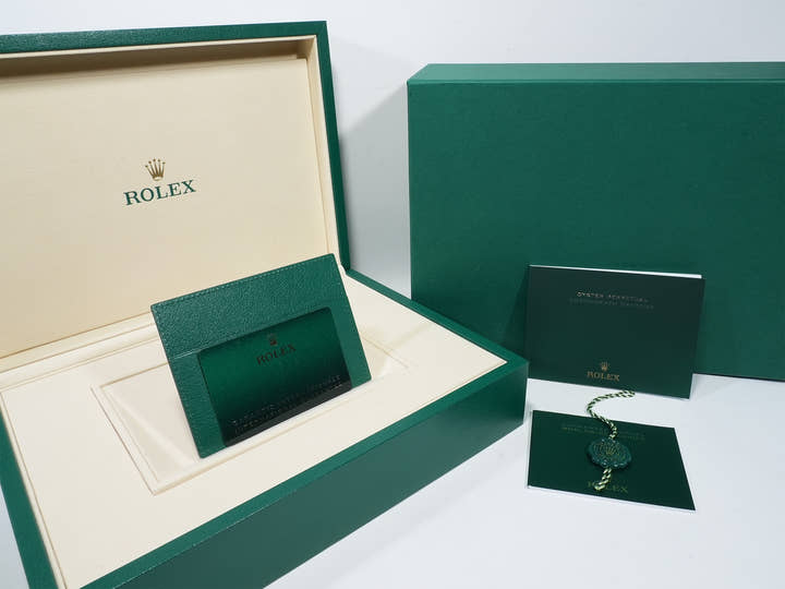 Rolex Daytona Ref. 126506A Platinum Ice Blue Dial with 11P Diamonds Unused 49qzppww