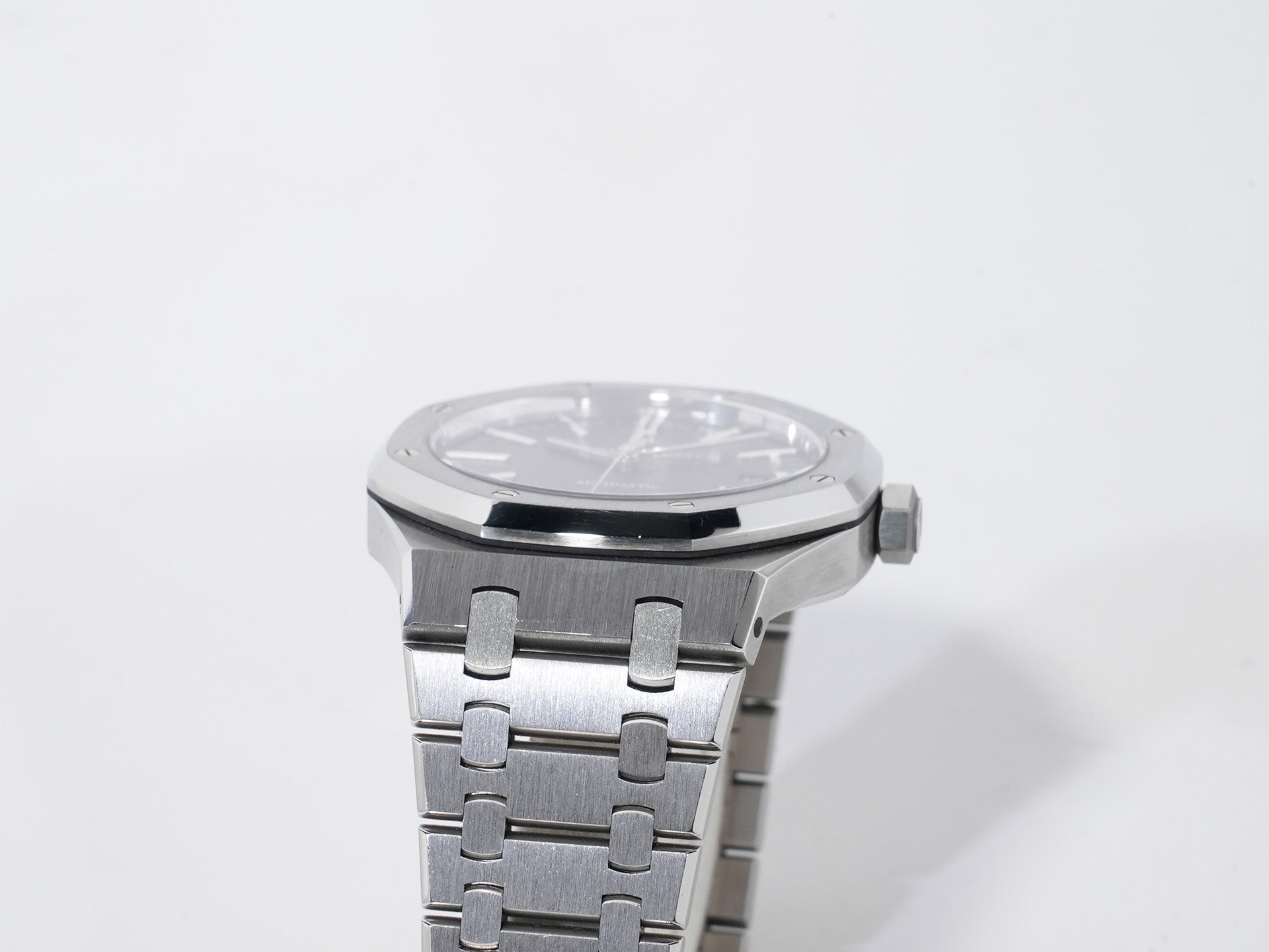 オーデマピゲ ロイヤルオーク Ref.15400ST.OO.1220ST.03 ステンレススチール ブルー文字盤 中古 kokv4wjj