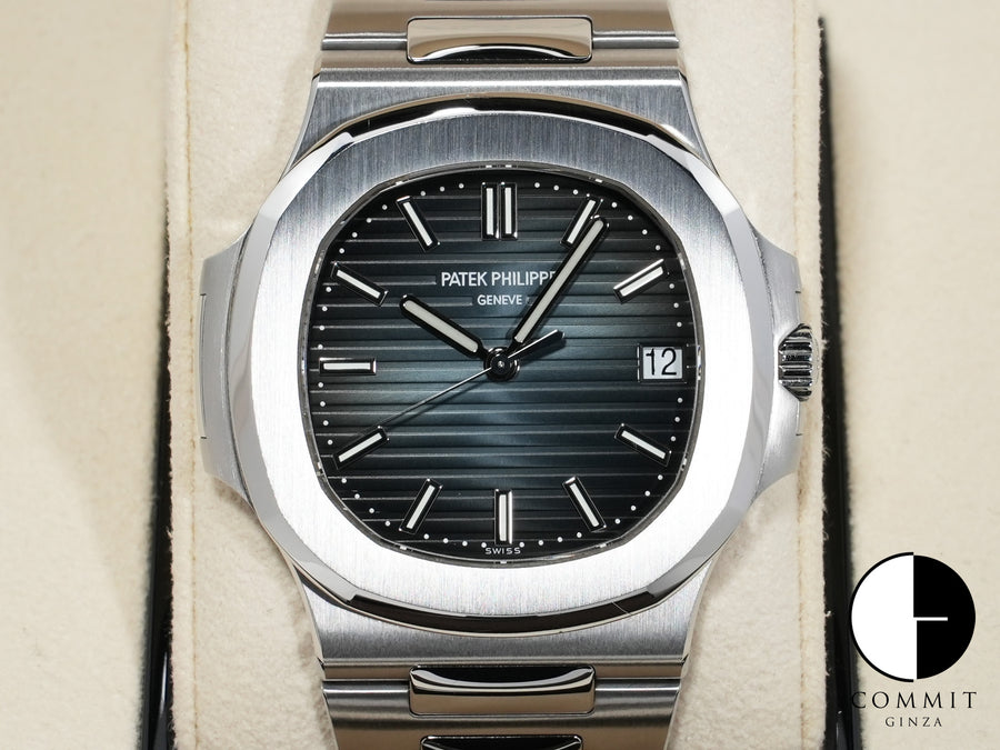パテックフィリップ ノーチラス Ref.5711/1A-010 ステンレススチール ブルー文字盤 中古 ddve4han