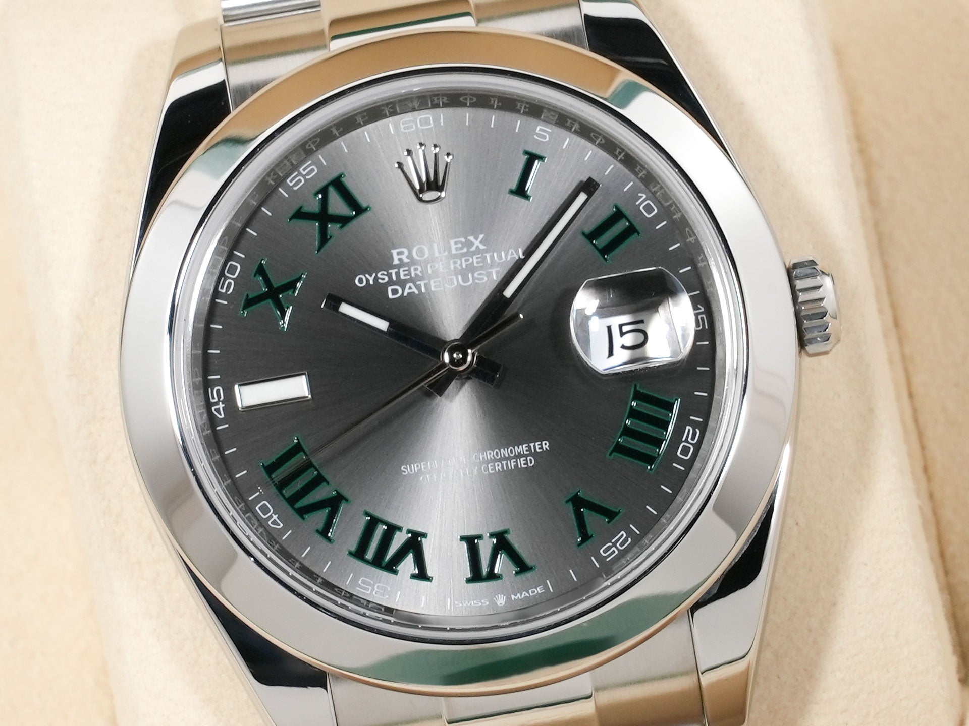 ロレックス デイトジャスト41 Ref.126300 ステンレススチール スレートローマン文字盤 オイスターブレスレット 美品 35adk9eu
