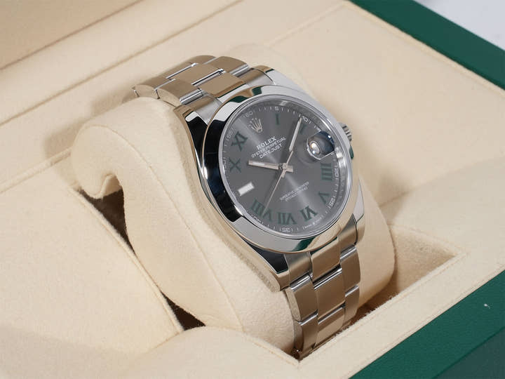 ロレックス デイトジャスト41 Ref.126300 ステンレススチール スレートローマン文字盤 オイスターブレスレット 美品 35adk9eu