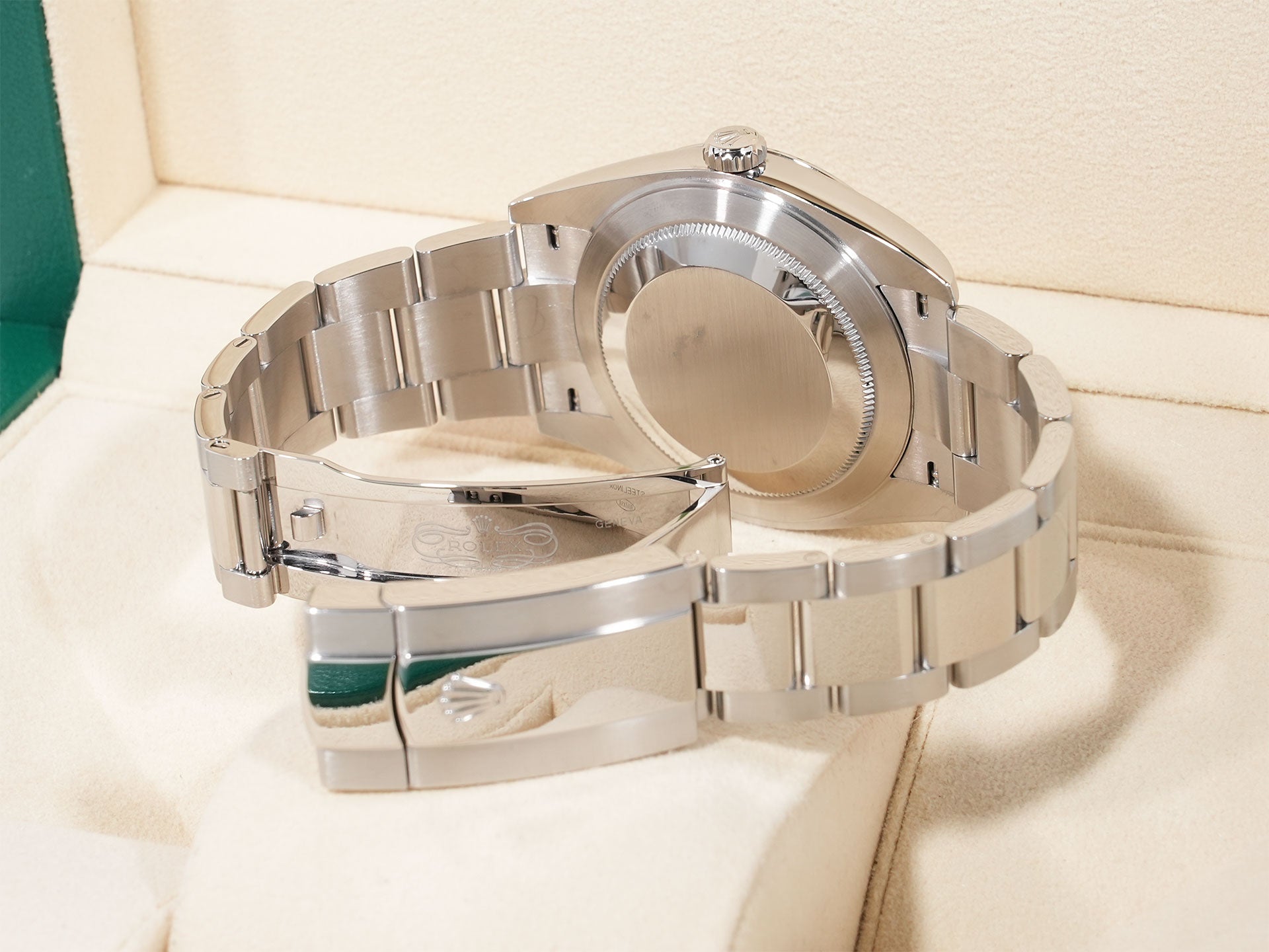 ロレックス デイトジャスト41 Ref.126300 ステンレススチール スレートローマン文字盤 オイスターブレスレット 美品 35adk9eu