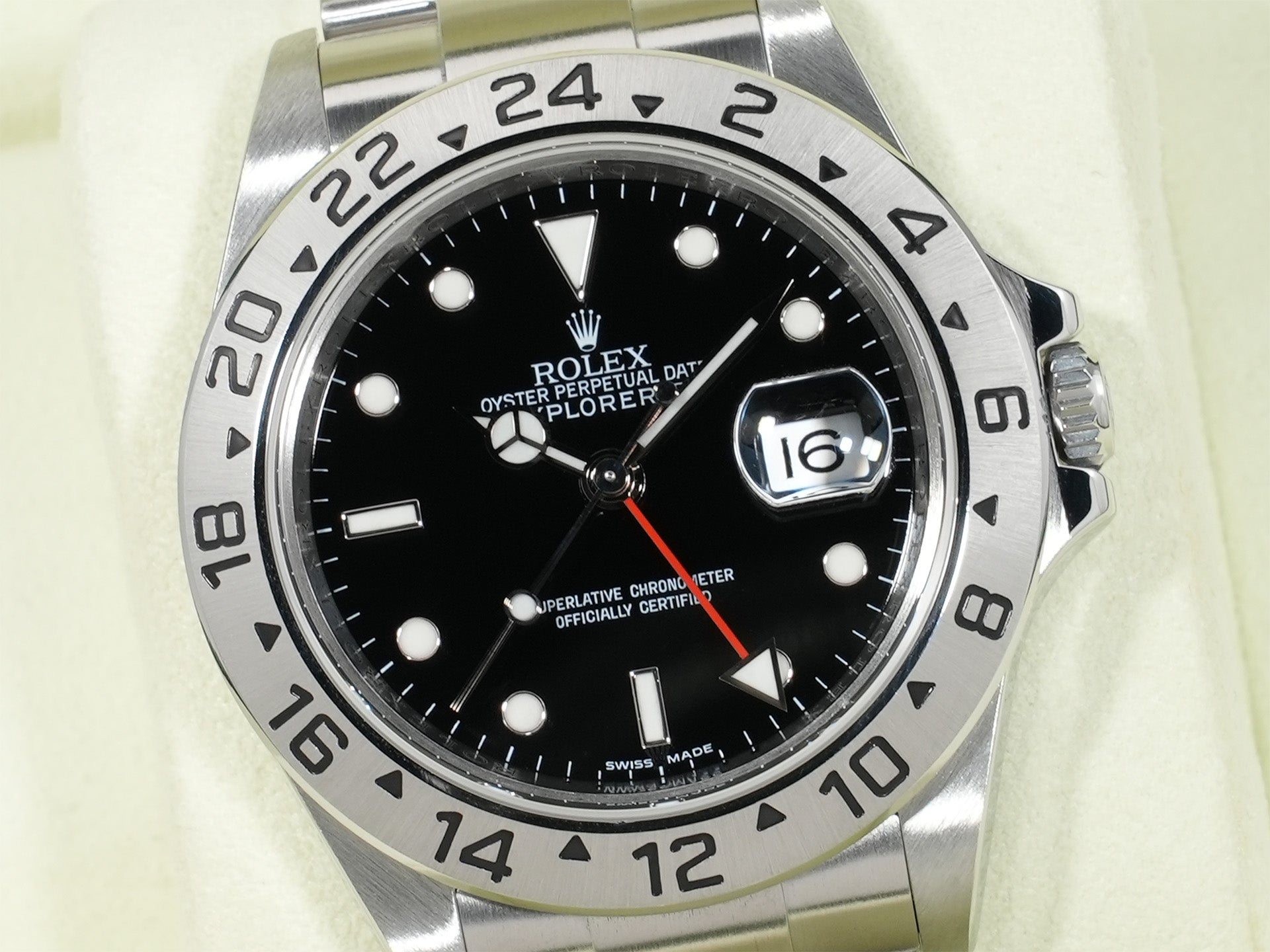 Rolex Explorer II Ref. 16570 Stainless Steel Black Dial Oyster Bracelet Used 2aqavxjv