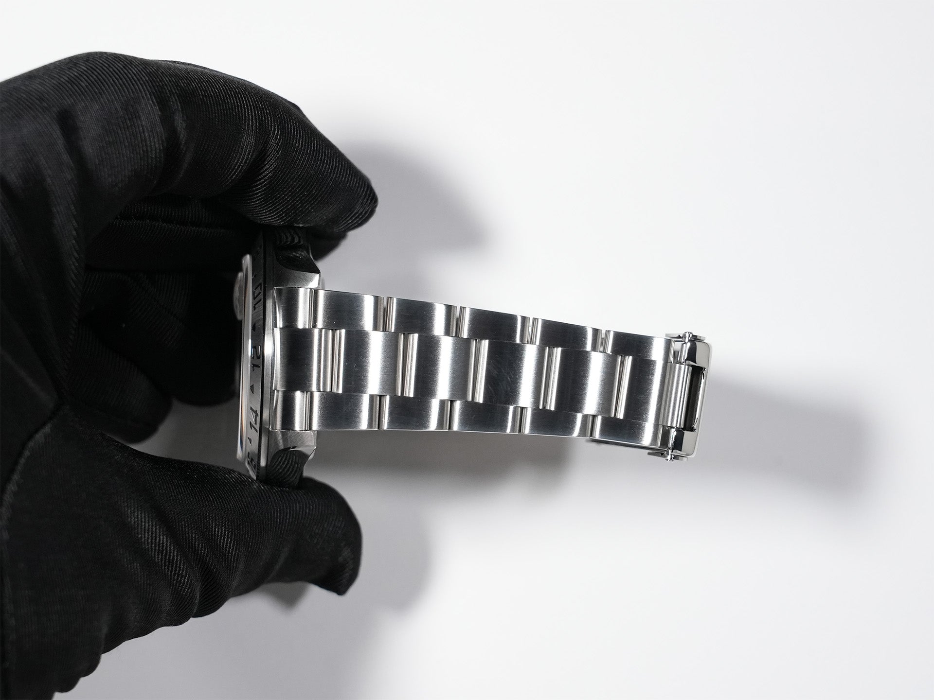 Rolex Explorer II Ref. 16570 Stainless Steel Black Dial Oyster Bracelet Used 2aqavxjv