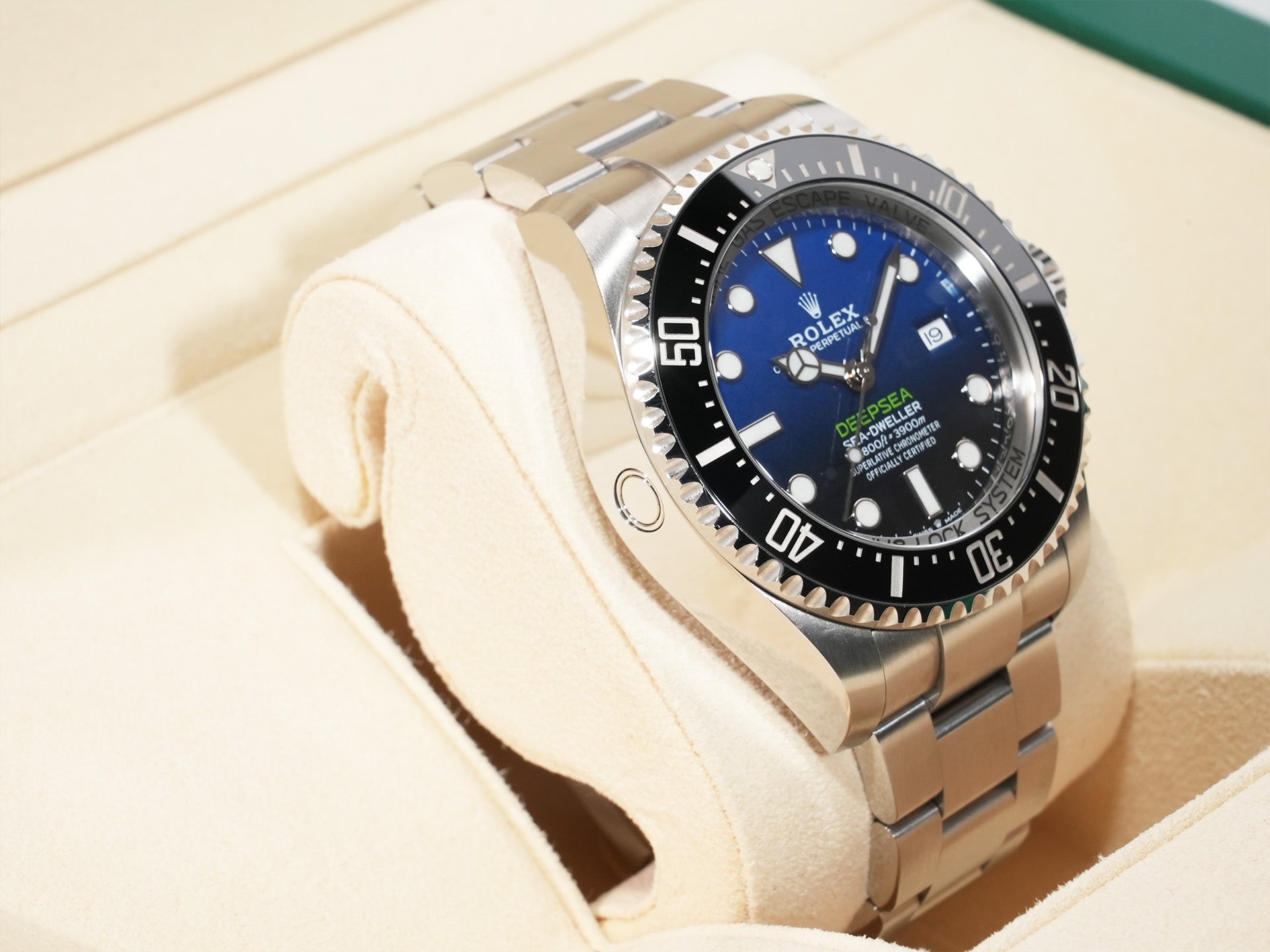 ロレックス シードゥエラー ディープシー Ref.126660 ステンレススチール D-BLUE文字盤 中古 v49cesap