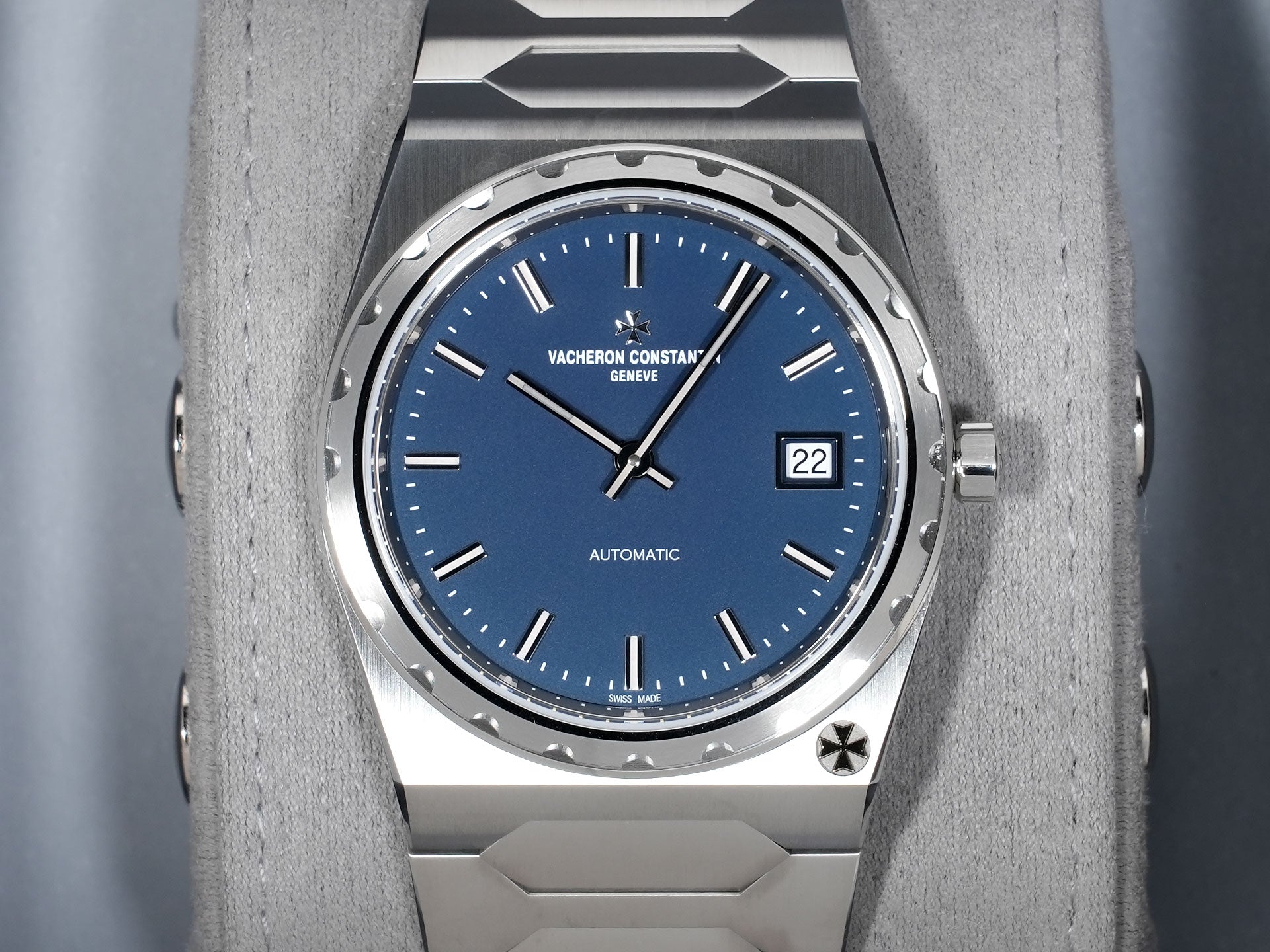 Vacheron Constantin Historiques 222 Ref.4200H/222A-B934 Stainless Steel Blue Dial Unused hgkdu8ua