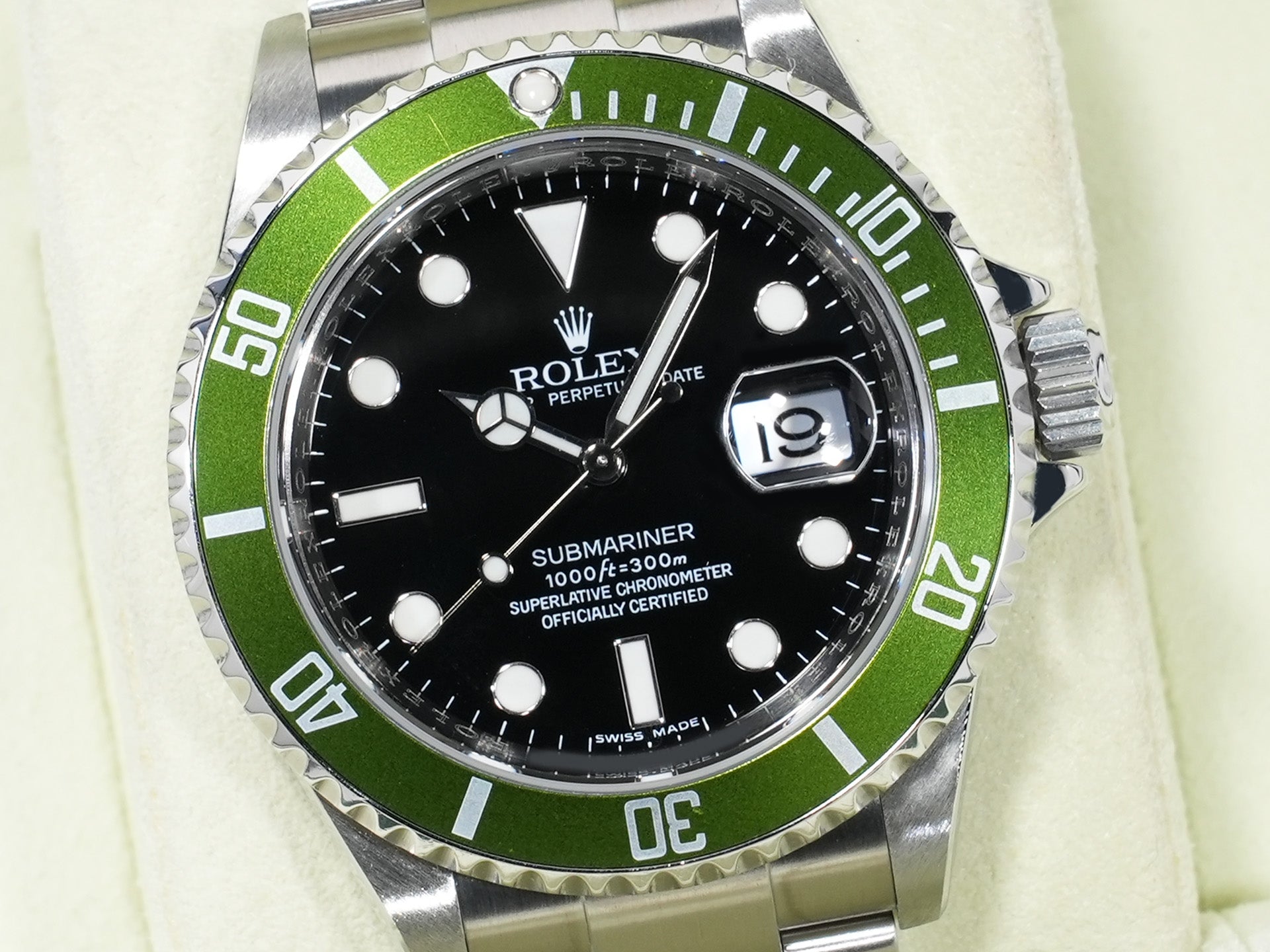 ROLEX Submariner Date Ref. 16610LV Stainless Steel Black Dial Excellent Pre-owned von7f37z