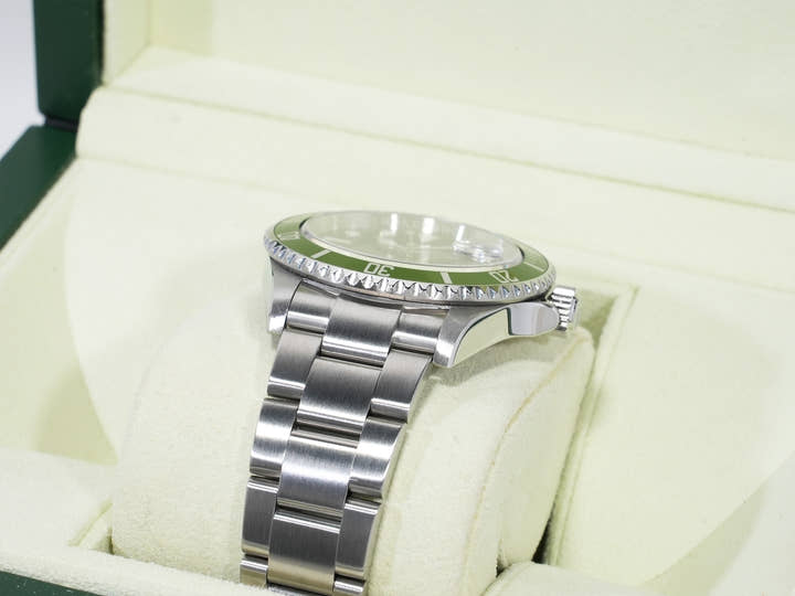 ROLEX Submariner Date Ref. 16610LV Stainless Steel Black Dial Excellent Pre-owned von7f37z