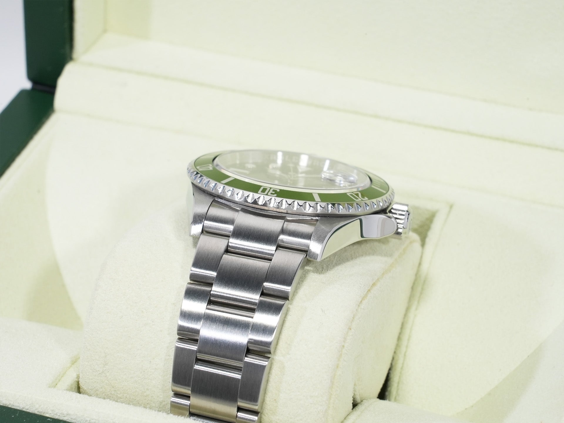 ROLEX Submariner Date Ref. 16610LV Stainless Steel Black Dial Excellent Pre-owned von7f37z