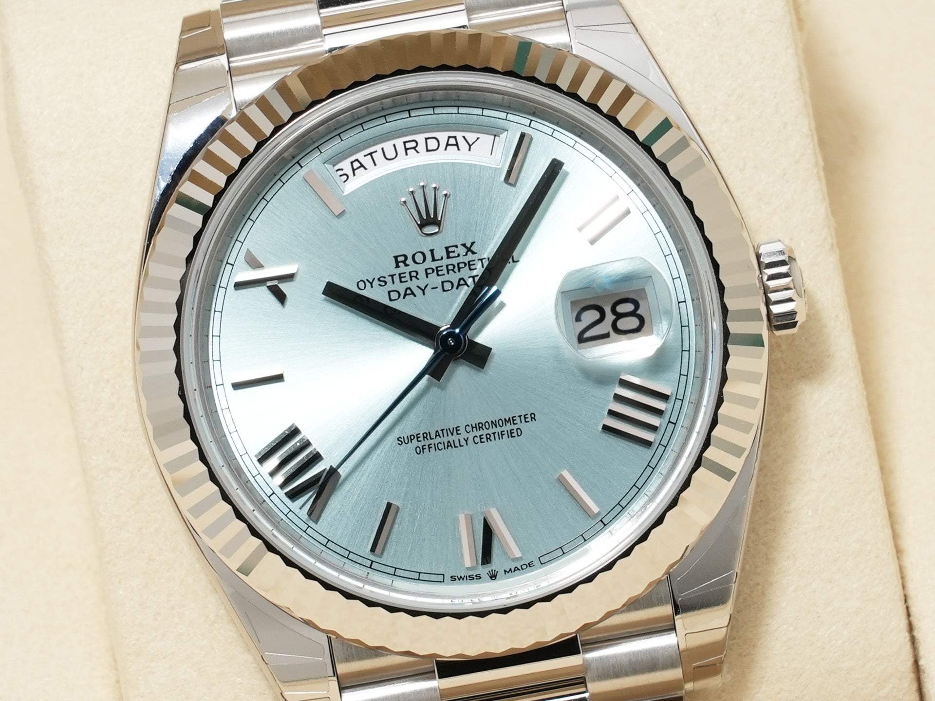 Rolex Day-Date 40 Ref. 228236 Platinum Ice Blue Dial Unused 982wmwwi