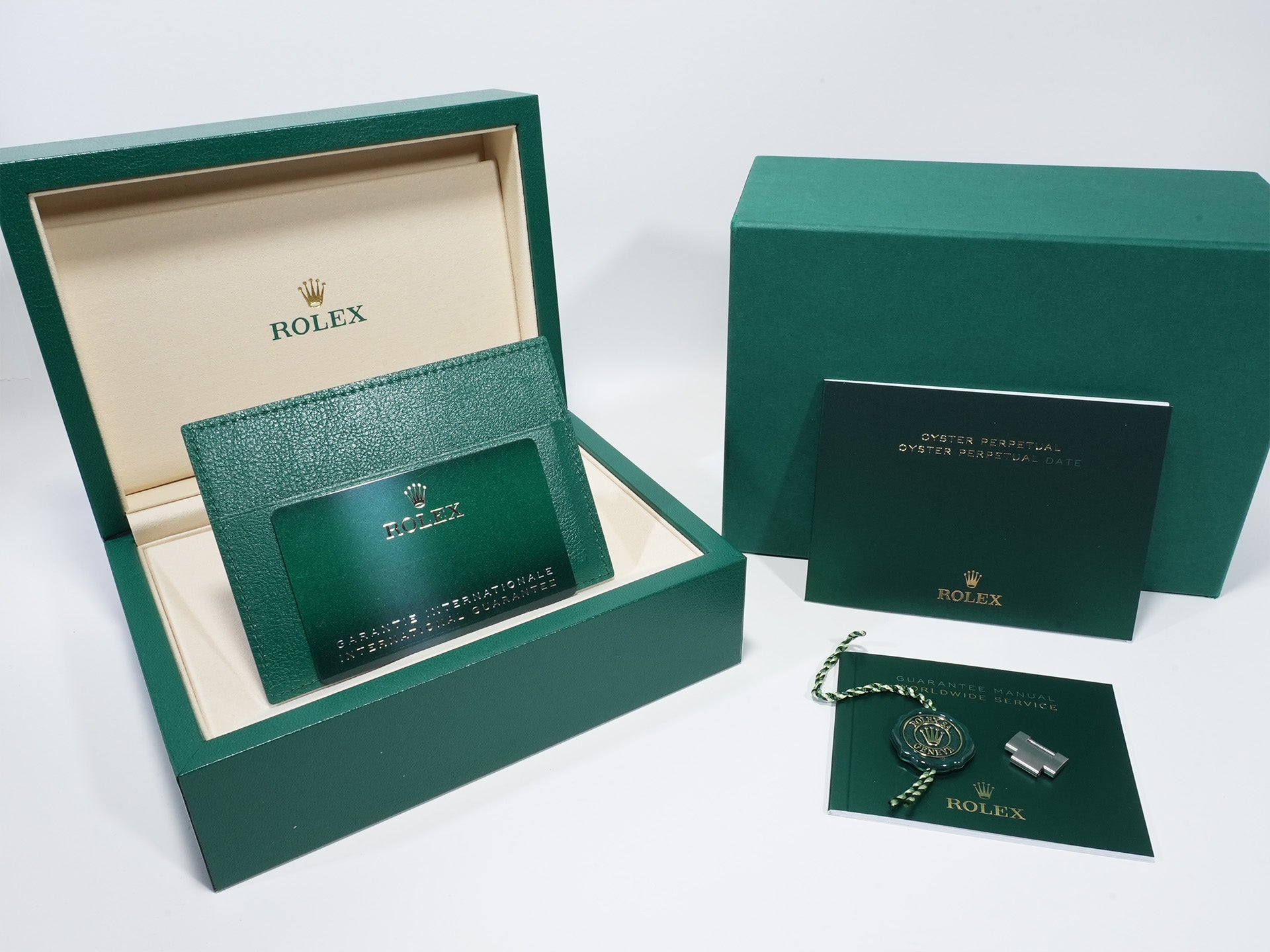 Rolex Oyster Perpetual 41 Ref. 134300 Stainless Steel Med Blue Dial Unused fkbtn9qk