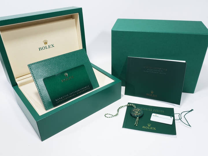Rolex Submariner No-Date Ref. 124060 Stainless Steel Black Dial Unused dt4ypio6