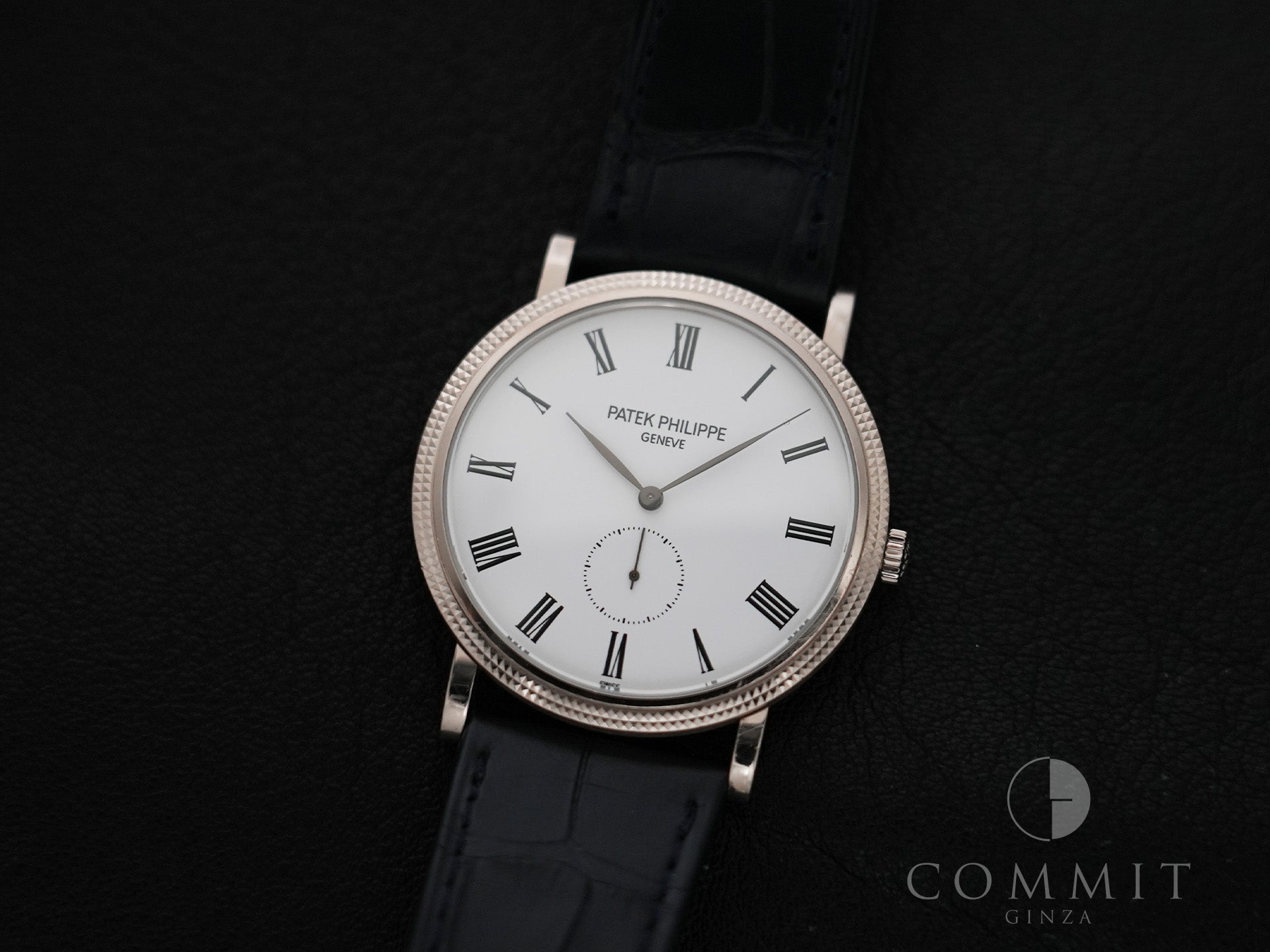 Patek Philippe Calatrava Ref. 5119G-001 White Gold White Dial Used qgg2t38c