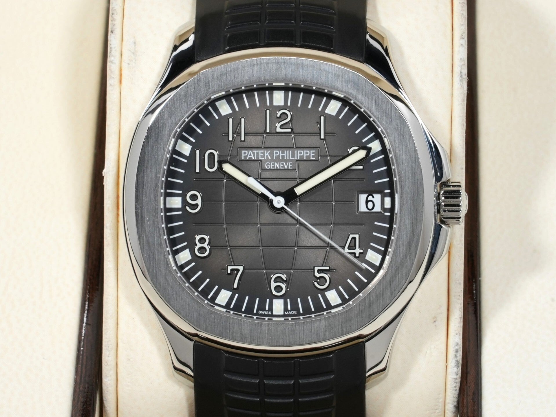 パテックフィリップ アクアノート Ref.5167A-001 ステンレススチール ブラック文字盤 美中古 s3hkd5ni