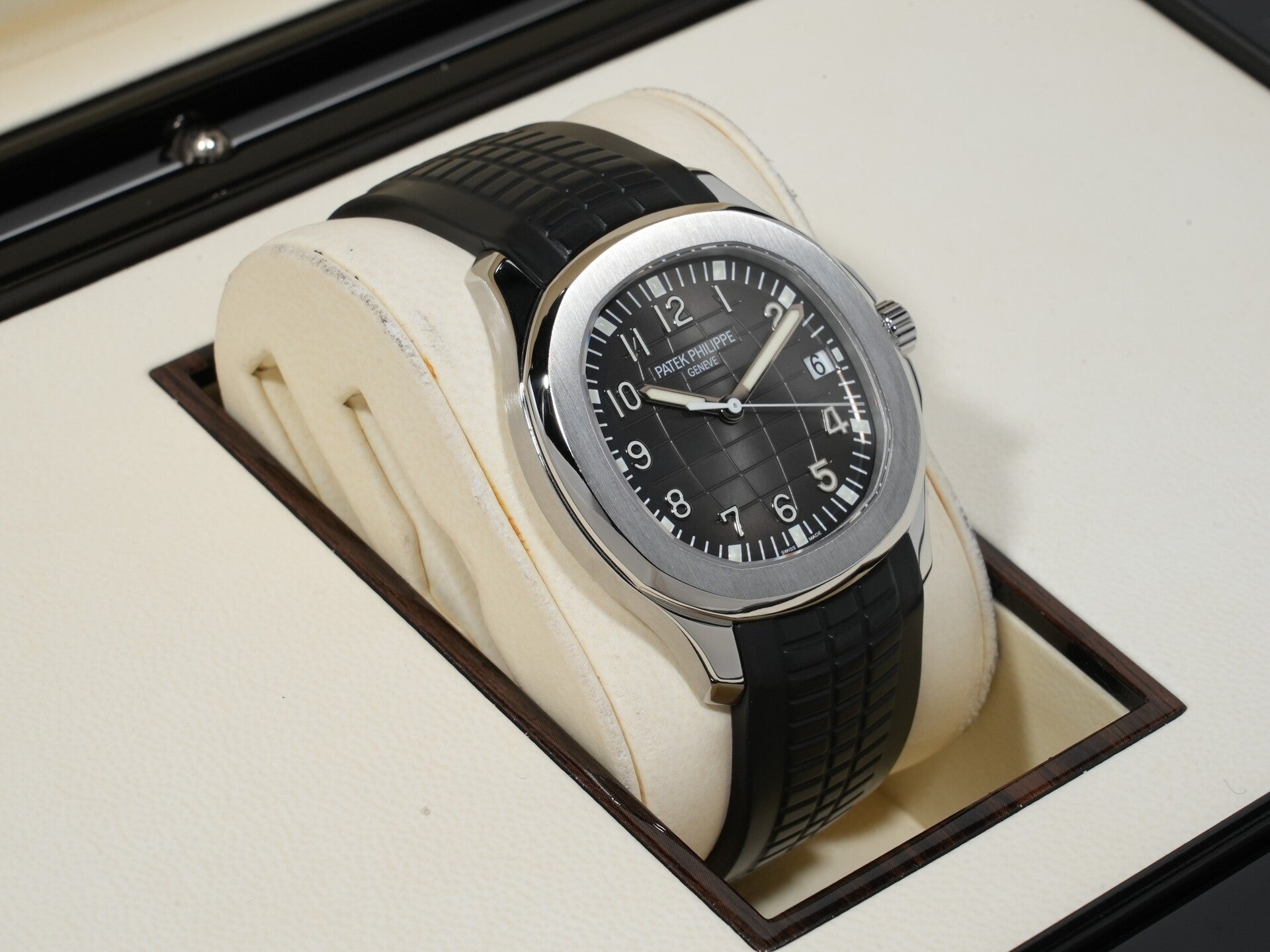 パテックフィリップ アクアノート Ref.5167A-001 ステンレススチール ブラック文字盤 美中古 s3hkd5ni