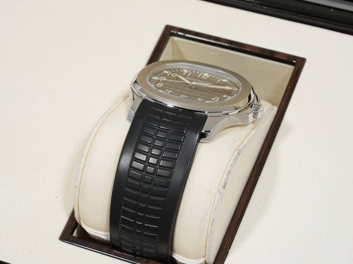 パテックフィリップ アクアノート Ref.5167A-001 ステンレススチール ブラック文字盤 美中古 s3hkd5ni