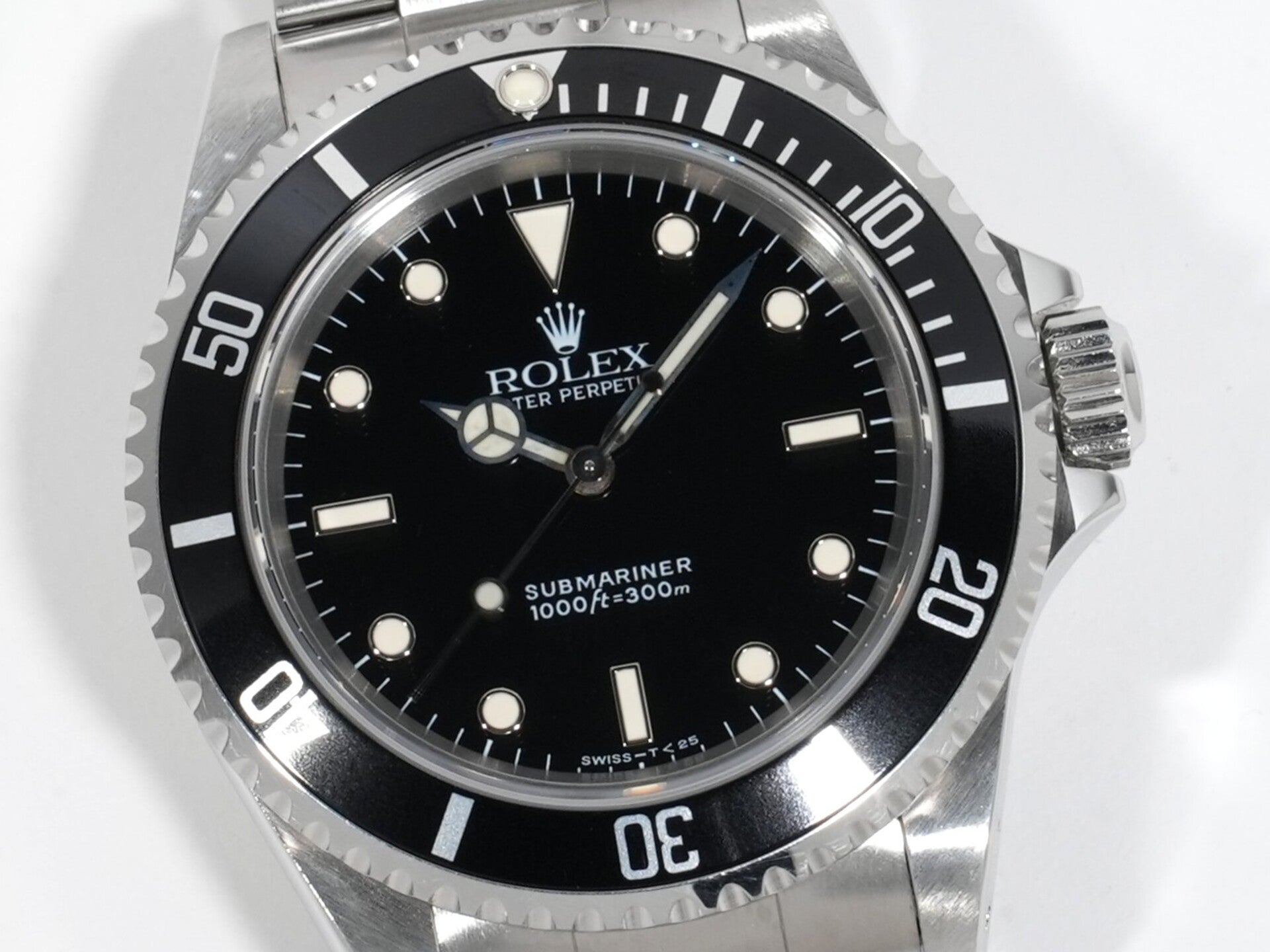 Rolex Submariner No-Date Ref. 14060 Stainless Steel Black Dial Used z6wyxa23