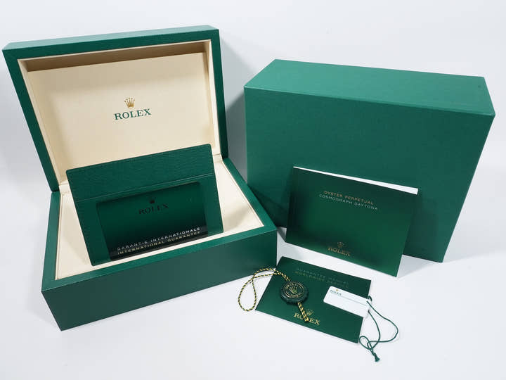 ロレックス デイトナ Ref.126508 イエローゴールド グリーン文字盤 未使用 ztanfty5