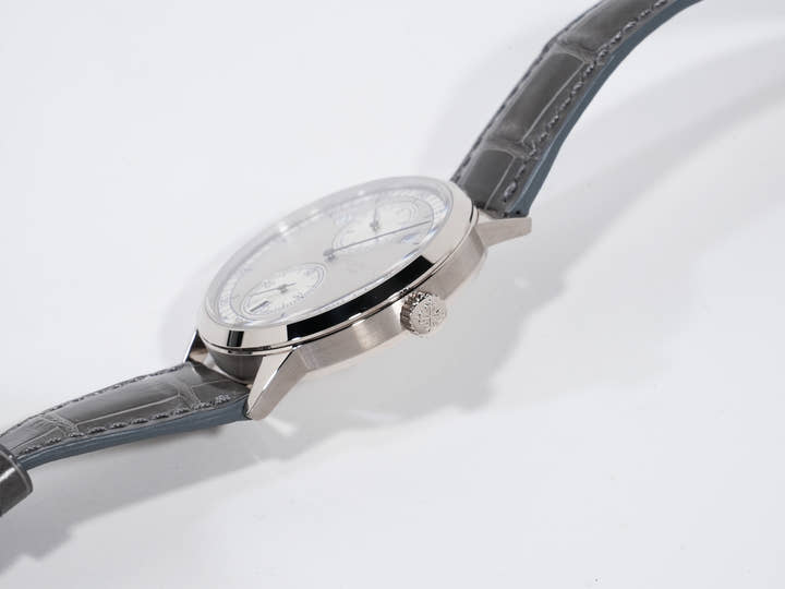 パテックフィリップ アニュアルカレンダー レギュレーター Ref.5235G-001 ホワイトゴールド シルバー文字盤 未使用 vor38pnk