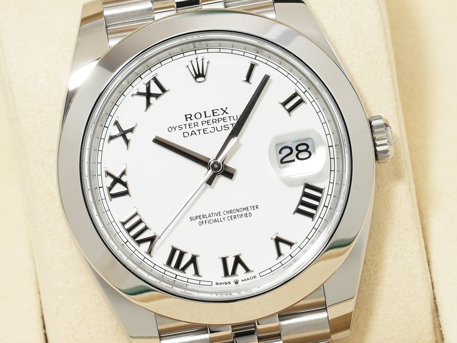 Rolex Datejust 41 Ref. 126300 Stainless Steel White Roman Dial Jubilee Bracelet Unused mx3pdd2d