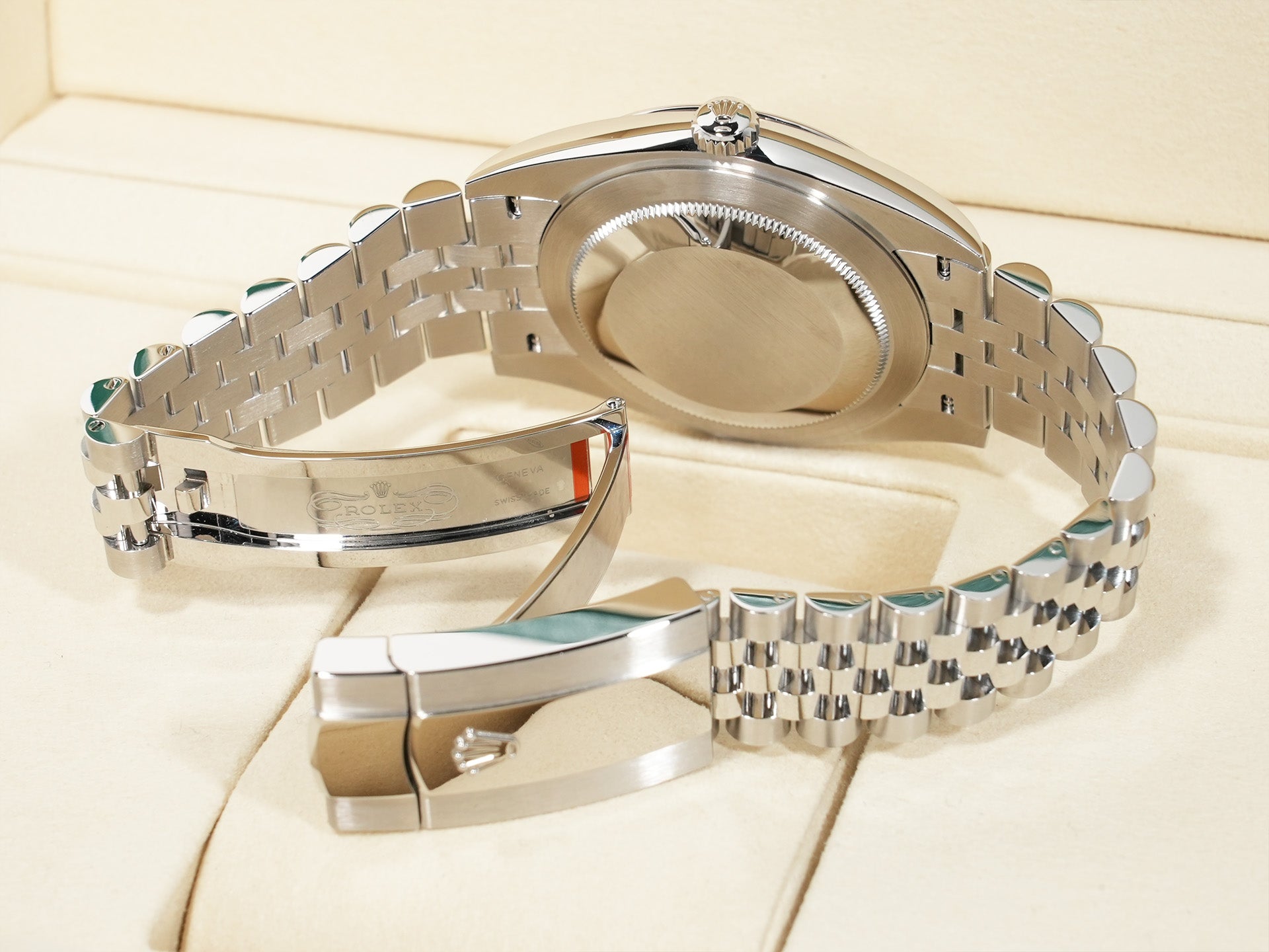 Rolex Datejust 41 Ref. 126300 Stainless Steel White Roman Dial Jubilee Bracelet Unused mx3pdd2d