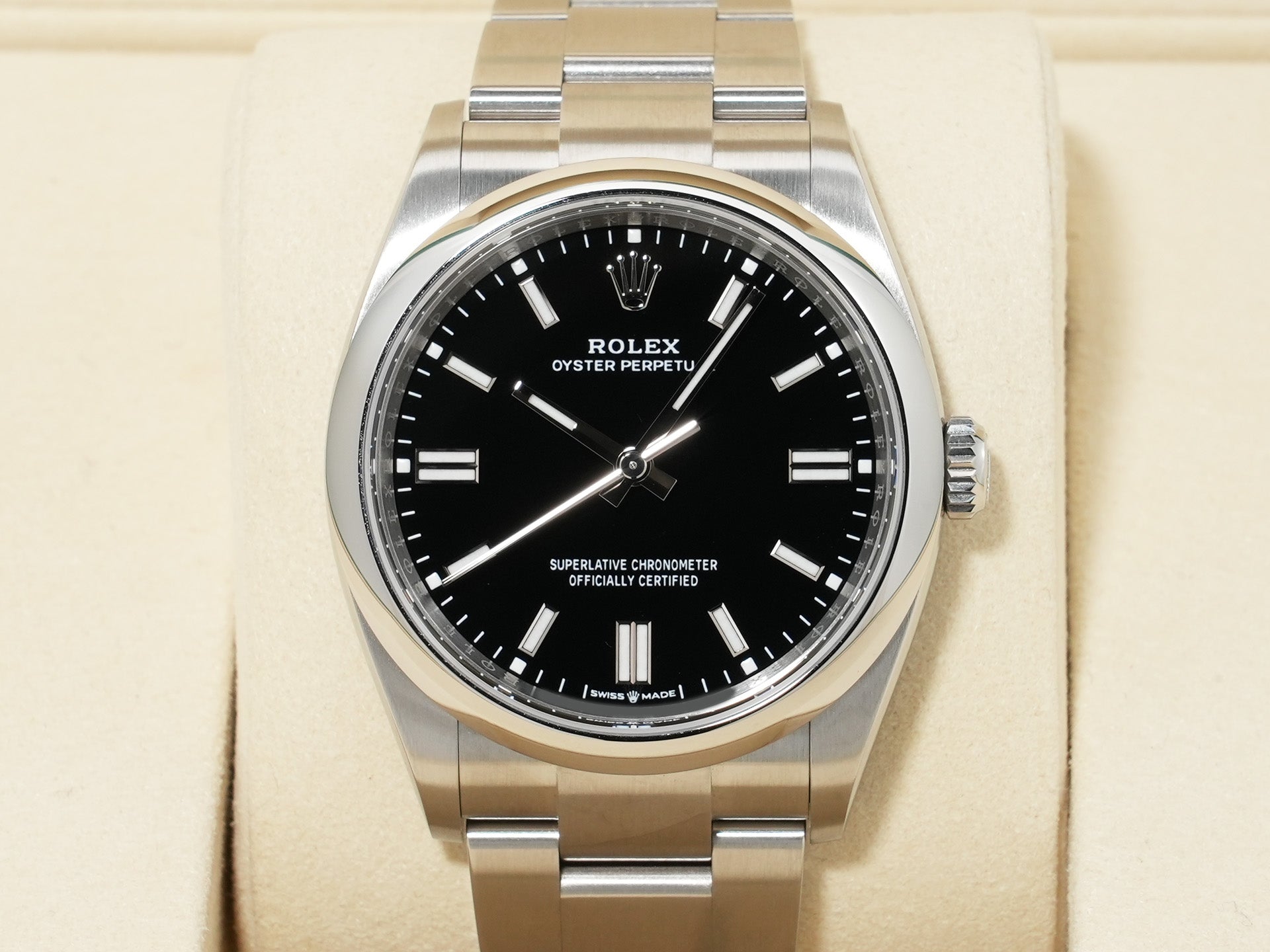 ロレックス オイスターパーペチュアル36 Ref.126000 ステンレススチール ブラック文字盤 美品 qmuys7g6
