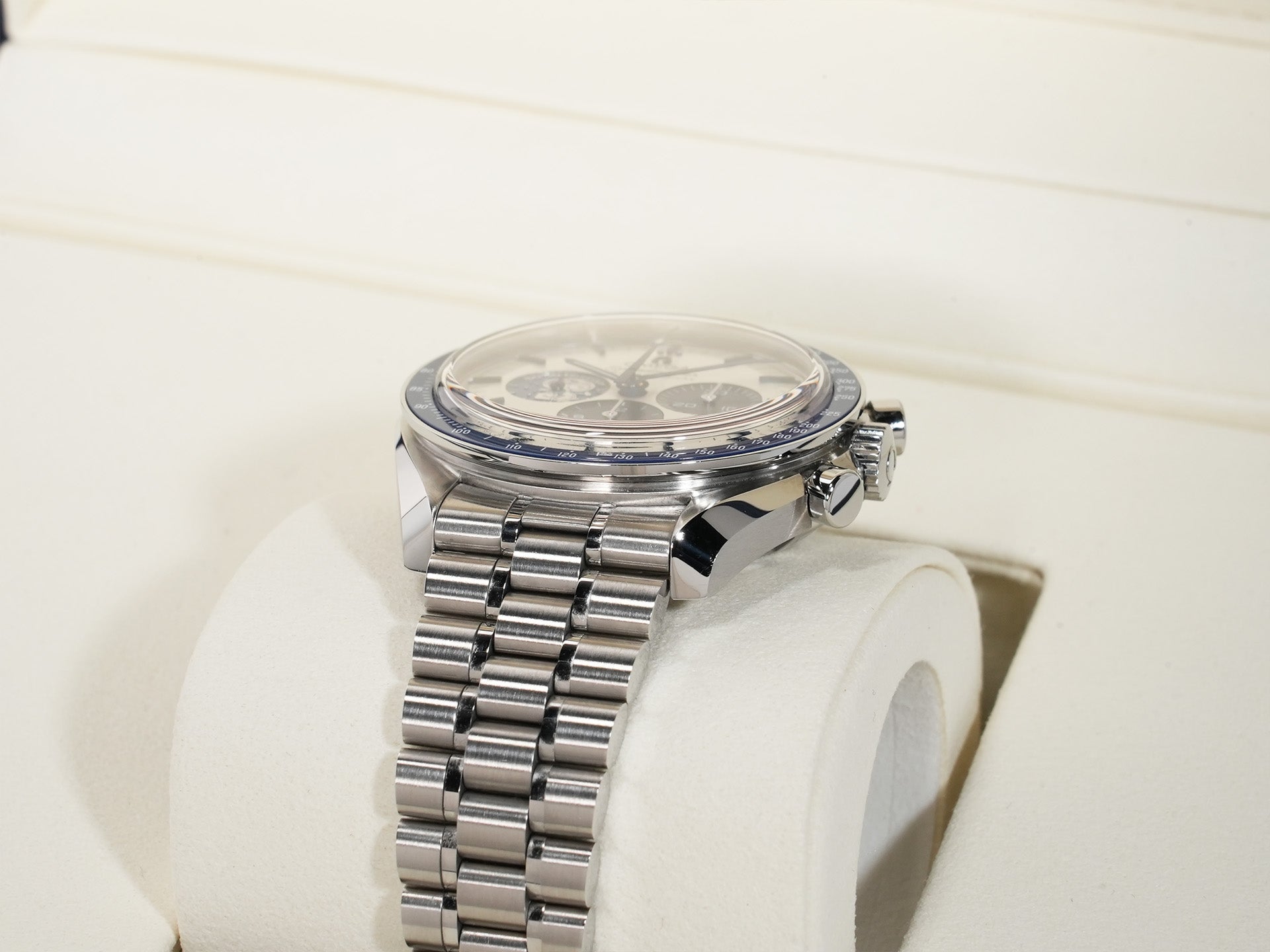 オメガ スピードマスター 記念モデル コーアクシャル マスター クロノメーター クロノグラフ 42MM Ref.310.32.42.50.02.001 ステンレススチール シルバー文字盤 美中古 ppuee7hj