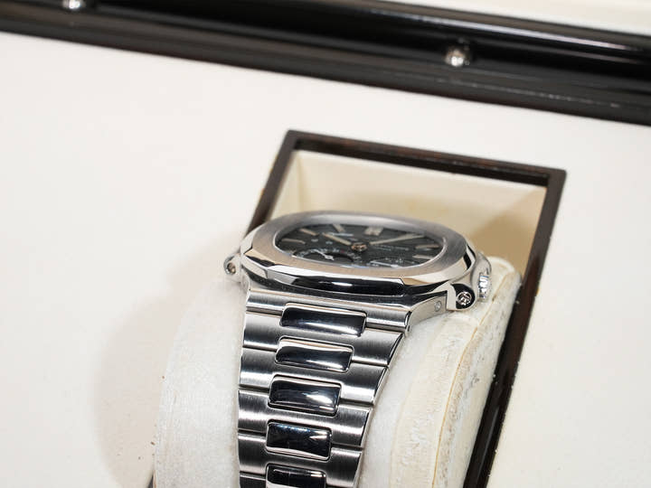 Patek Philippe Nautilus Petit Complication Ref. 3712/1A-001 Stainless Steel Blue Dial Pre-owned ha2v9twk