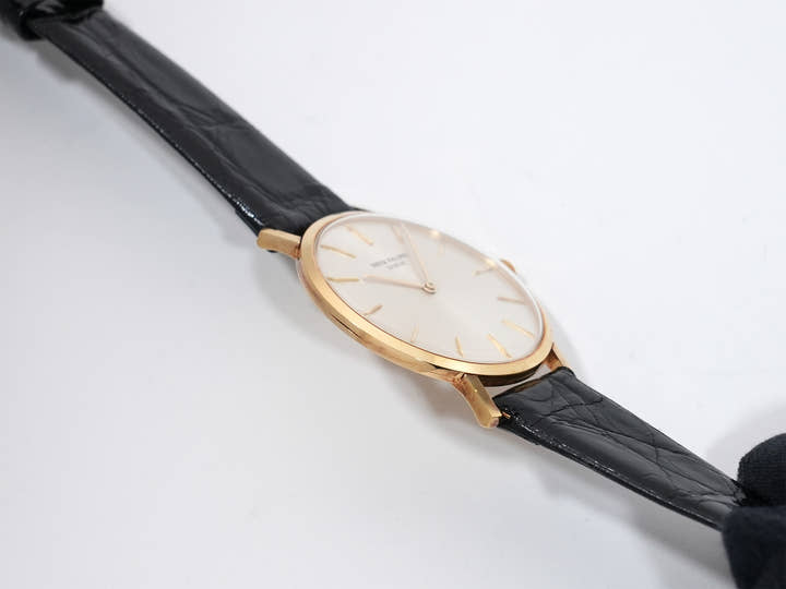 パテックフィリップ カラトラバ Ref.3537 イエローゴールド シルバー文字盤 中古 jn8s6t8v