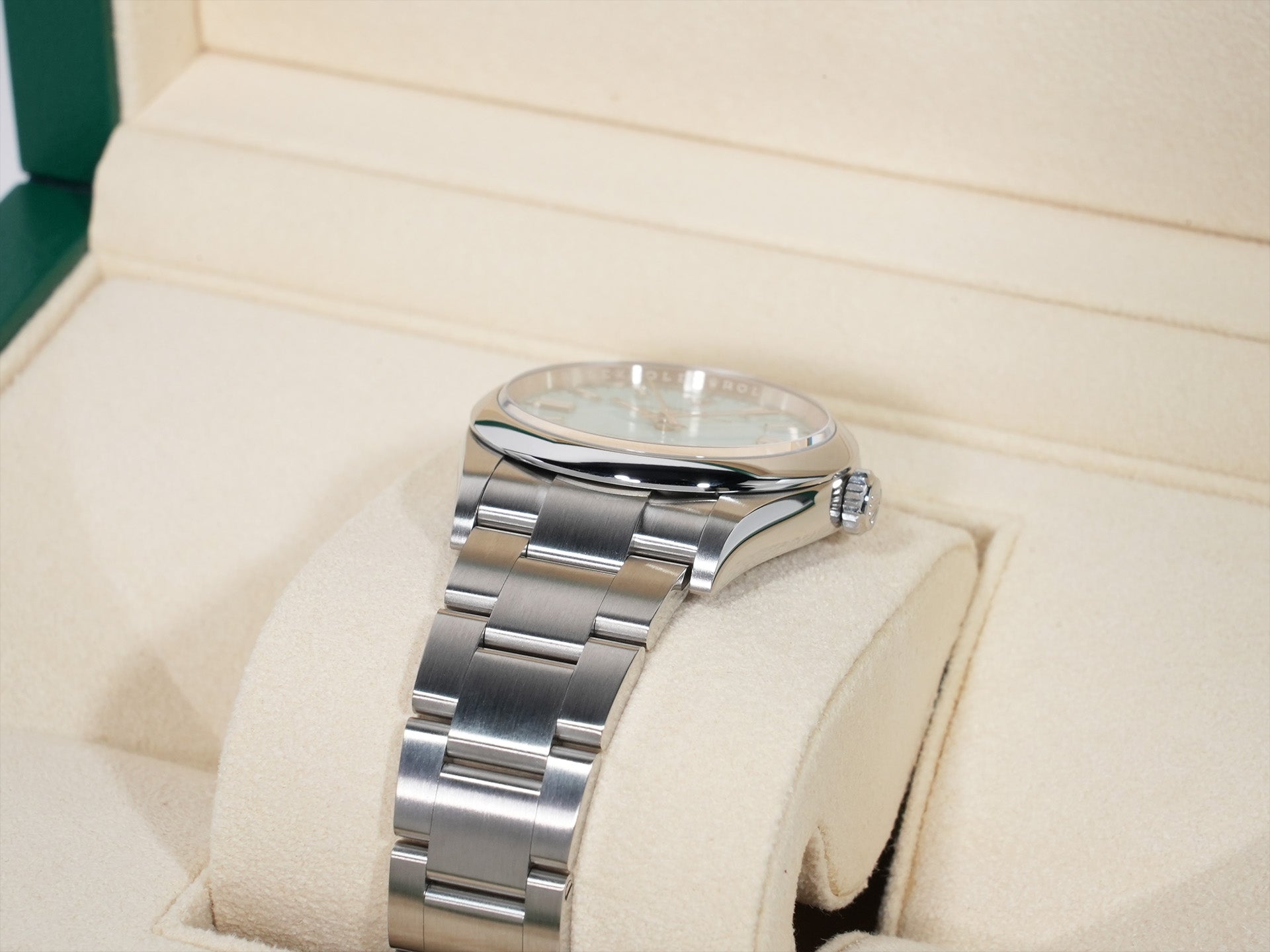 Rolex Oyster Perpetual 36 Ref. 126000 Stainless Steel Turquoise Dial Excellent Condition ygptasb8