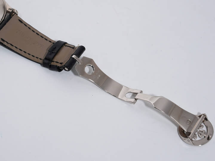 パテックフィリップ カラトラバ TIFFANY＆CO. Ref.5196G-001 ホワイトゴールド シルバー文字盤 中古 autadbpc